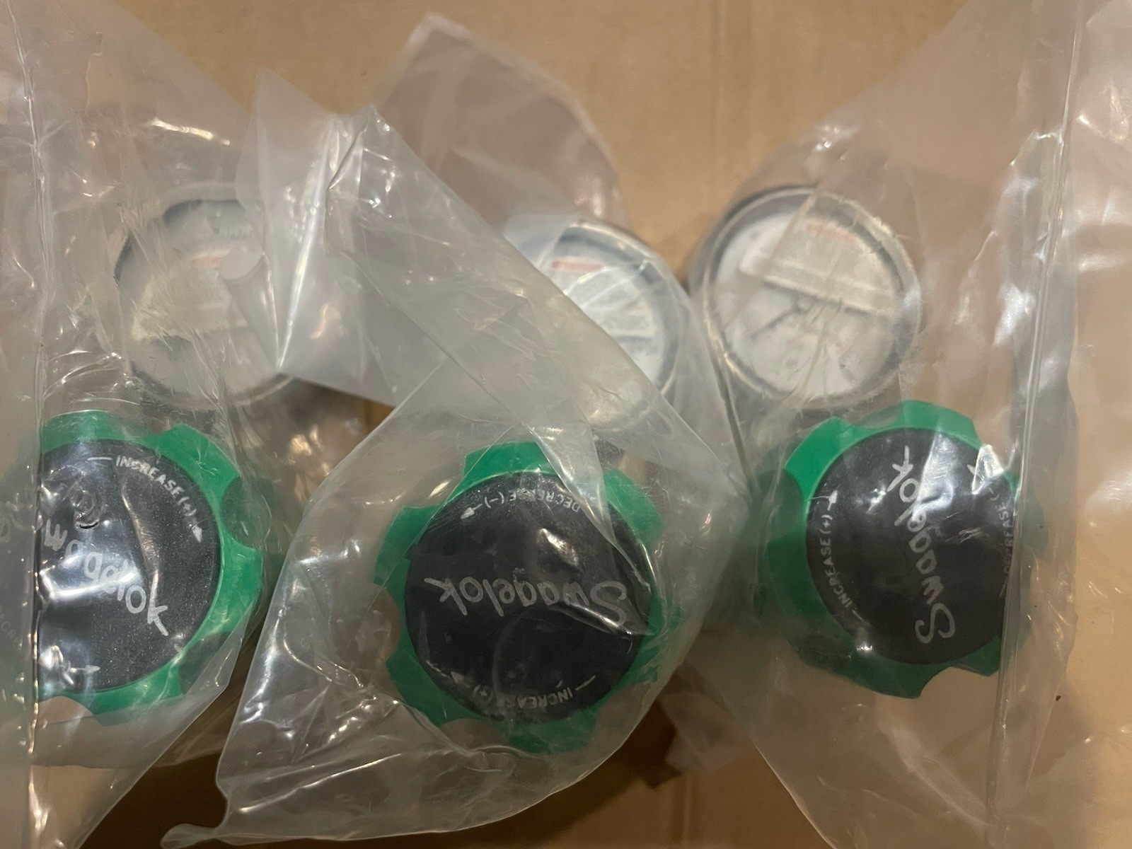 SWAGELOK BP Regulator 1/4" FNPT, KBP1DOD4B5A20000, 0-25 LOT OF 3 One Price