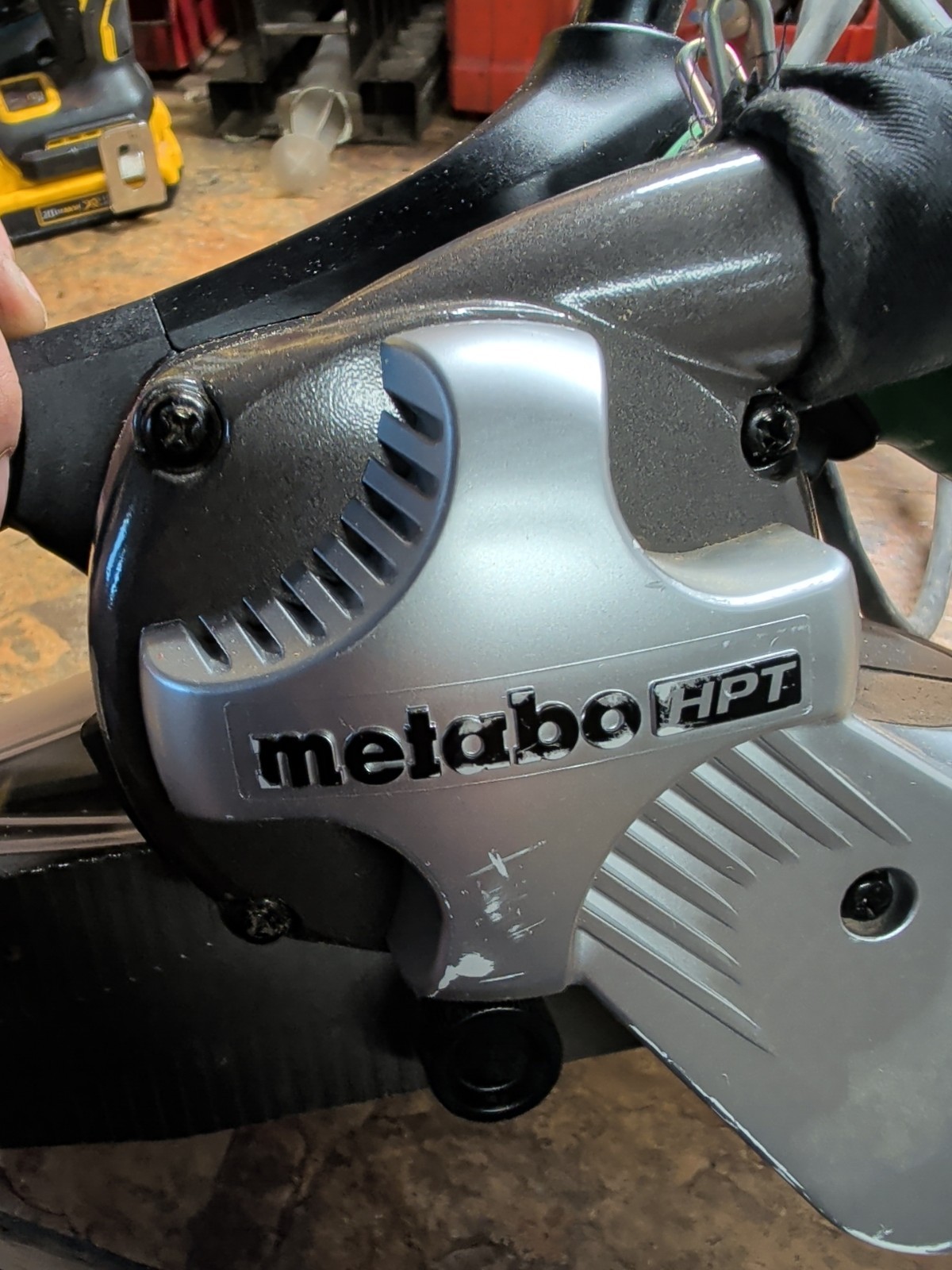 Metabo HPT 1020W Belt Sander - SB8V2