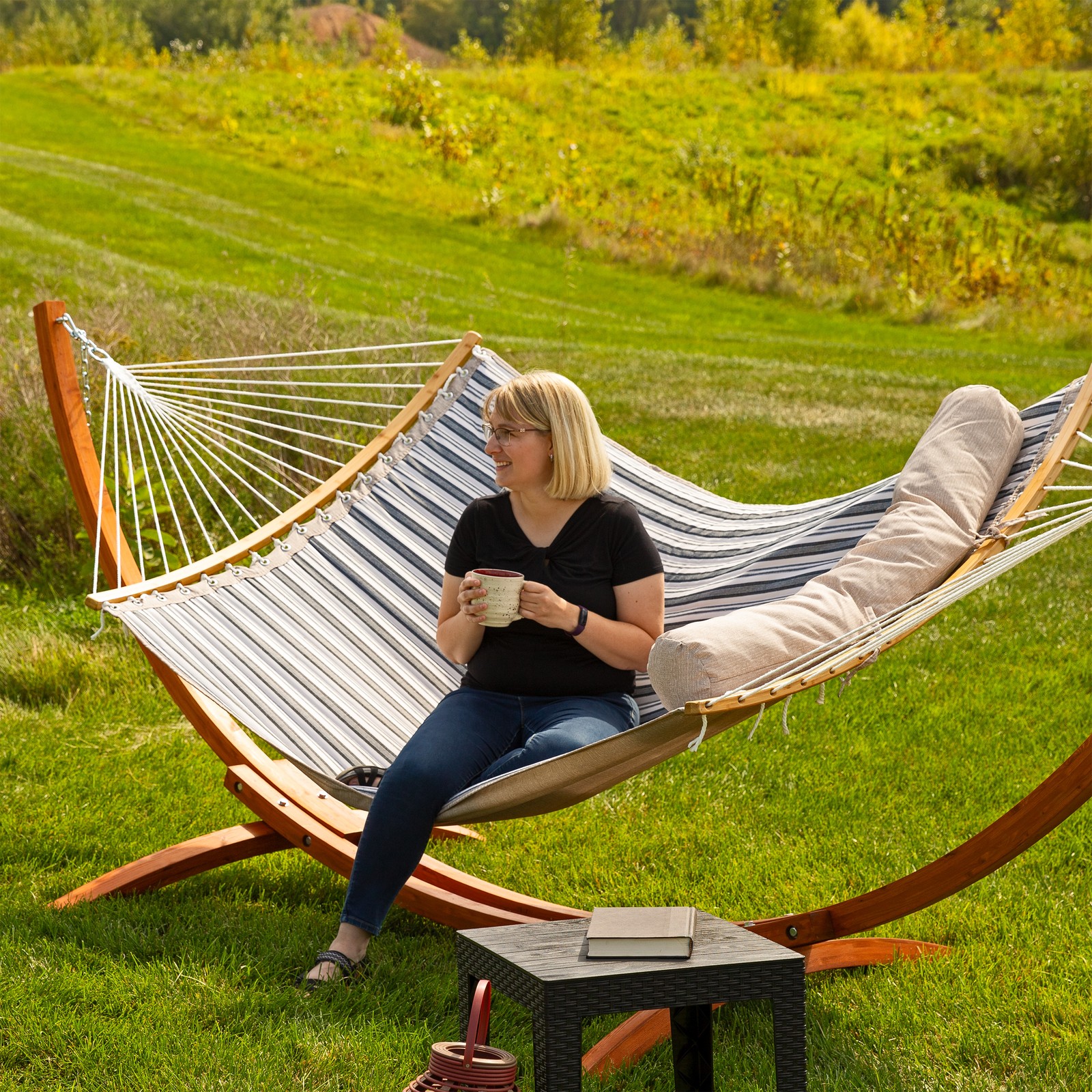 Quilted Hammock with Curved Spreader Bar - Neutral Stripe by Sunnydaze