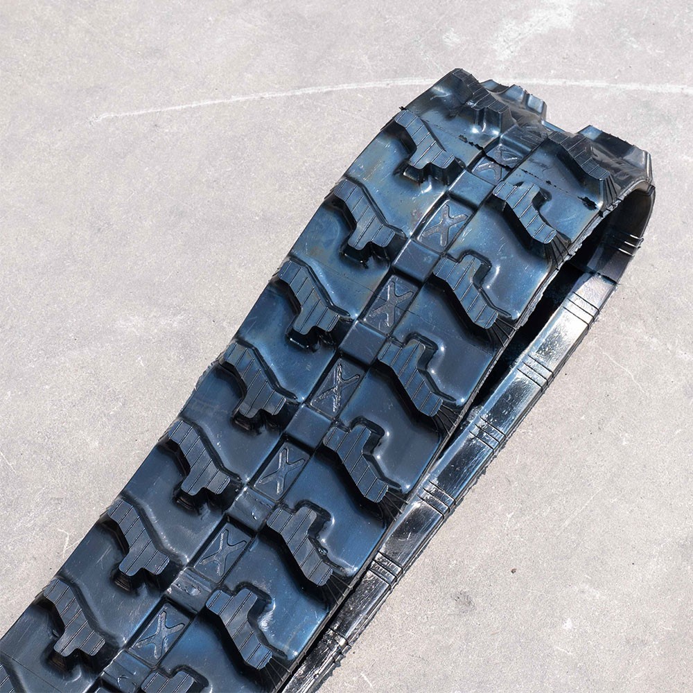 Two Pieces 180*72*37 Size Rubber Track for China Mini Excavator