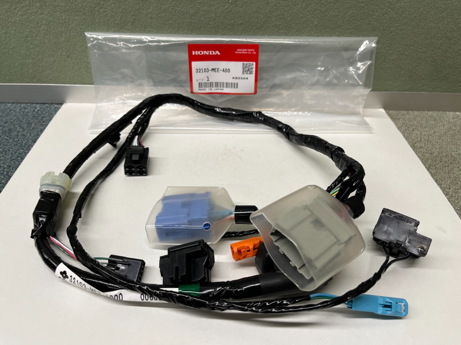 Honda 2005-2006 CBR600RR CBR 600 RR Front Sub Wiring Harness 32103-MEE-A00 OEM