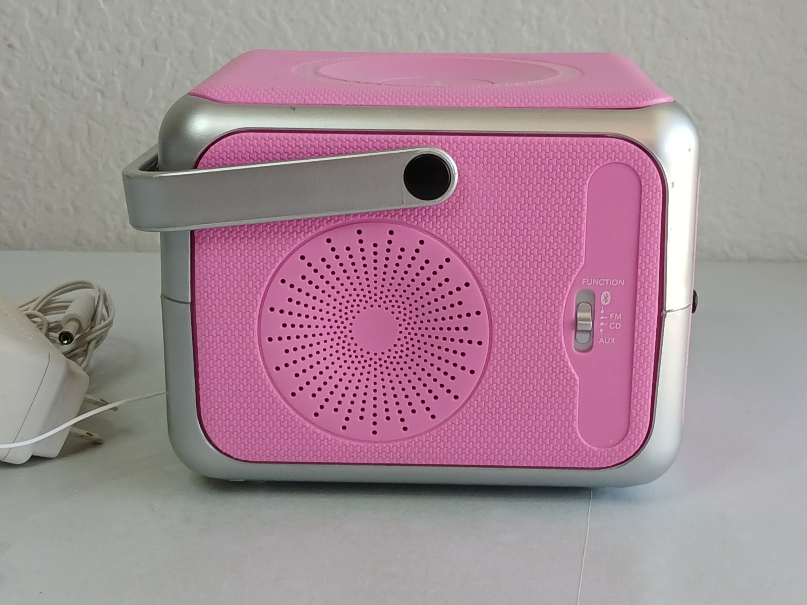 Pink JENSEN Portable FM Stero CD Player with Bluetooth CD-555 Preowned Works