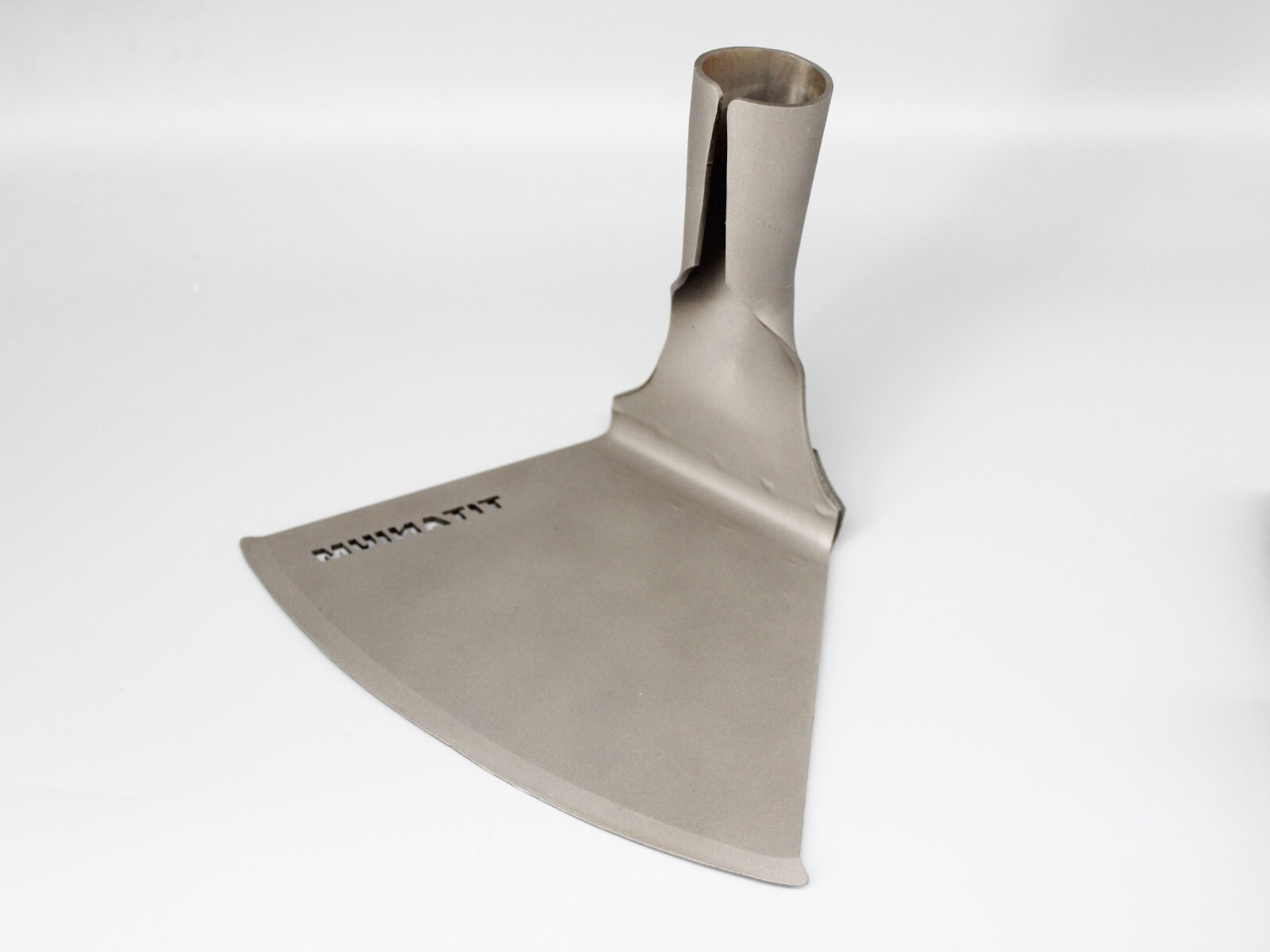 100% Titanium Garden Hoe Lifetime Lasting Lightweight Durable