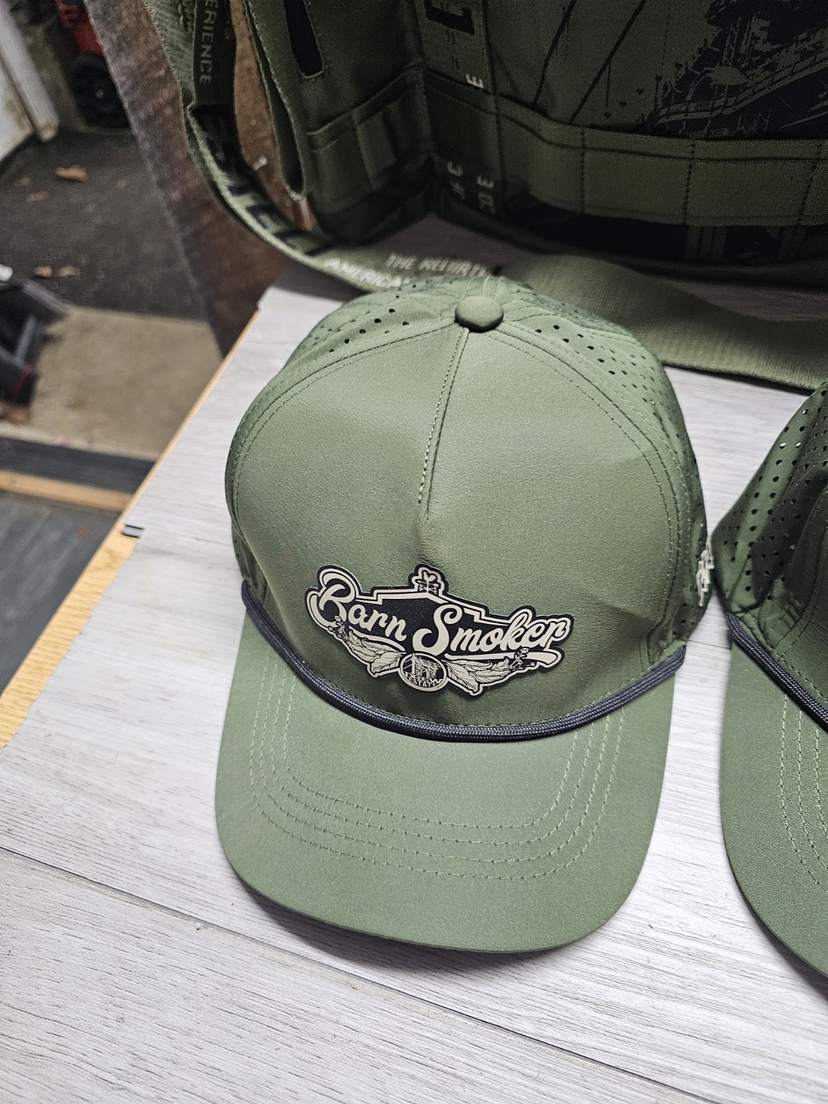 2 Drew Estates Barn Smokers Duffle Bags And Accessories