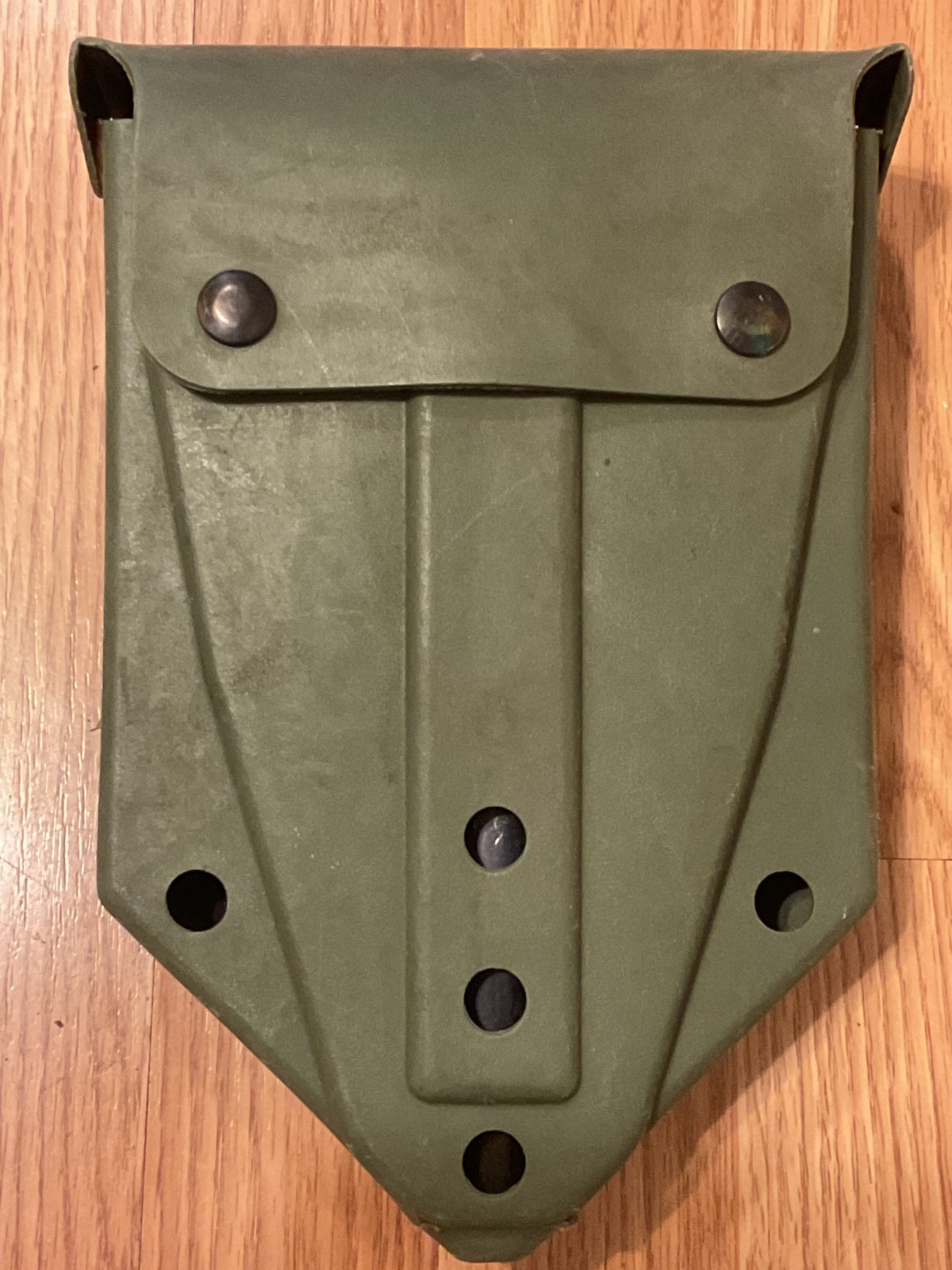 VINTAGE 1982 MILITARY ORIGINAL U.S.TRIFOLD TRENCH SHOVEL SERRATED