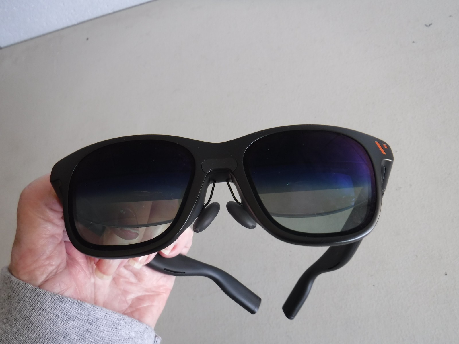 Viture PRO XR/AR Glasses - 135” 120Hz 1000 Nits Smart Glasses