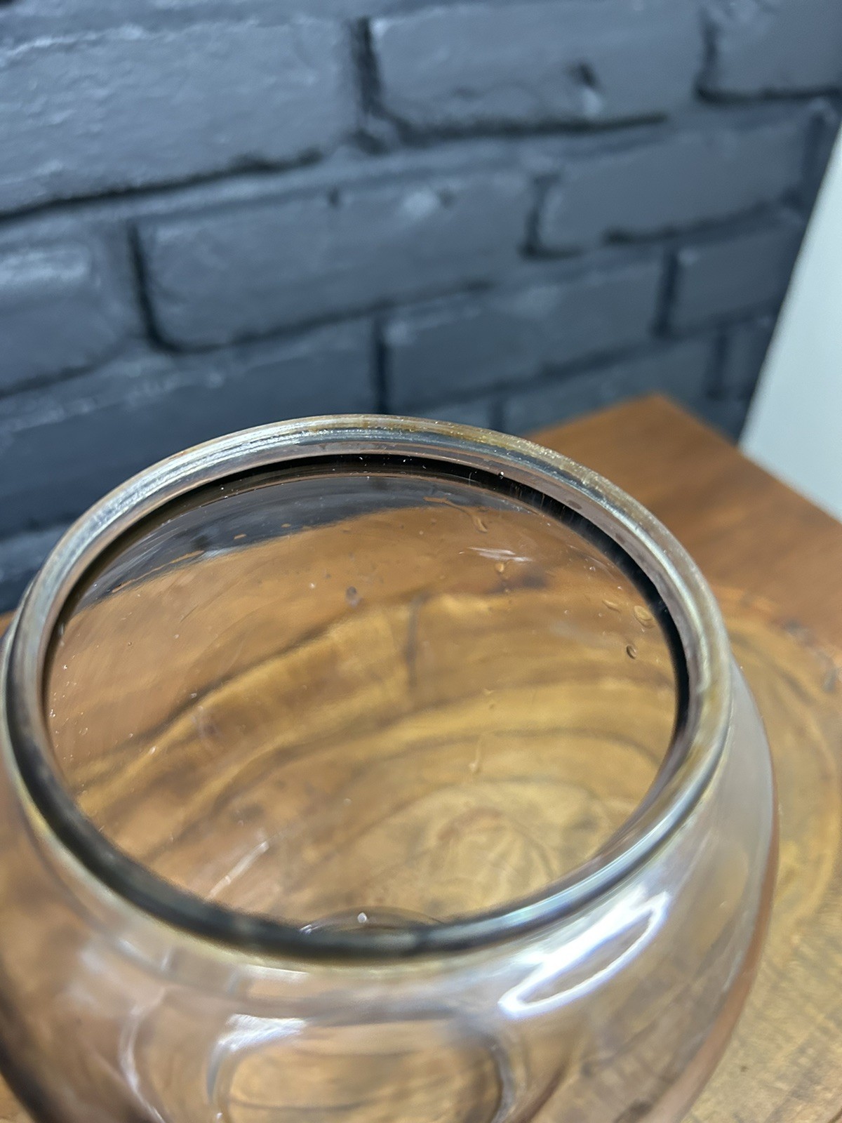 Rare Amethyst Toned Clear Embossed Norleigh Diamond 6.5” tubular lantern Globe