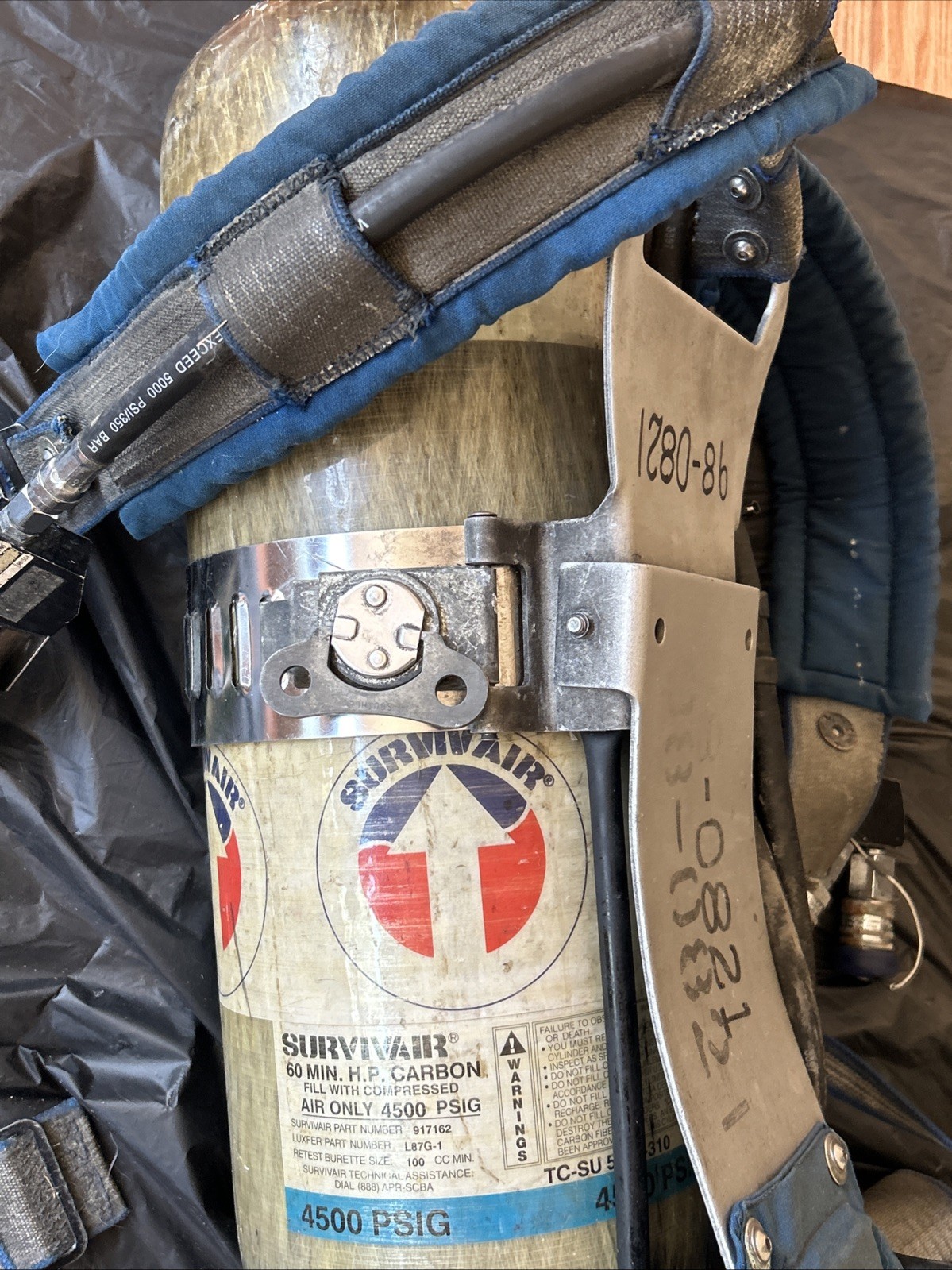 Survivair compressed air tank (EMPTY) 4500PSIG 60Min 917162 L87G-1 USED