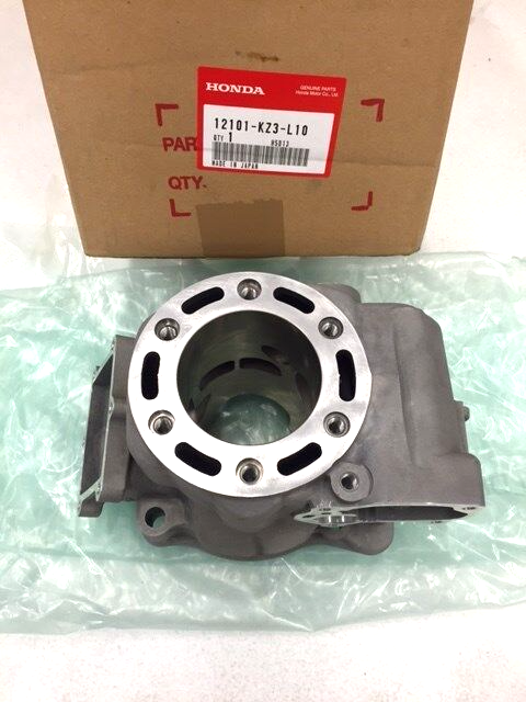 NEW GENUINE HONDA OEM CYLINDER JUG 2000-2001 CR250R 12101-KZ3-L10 *