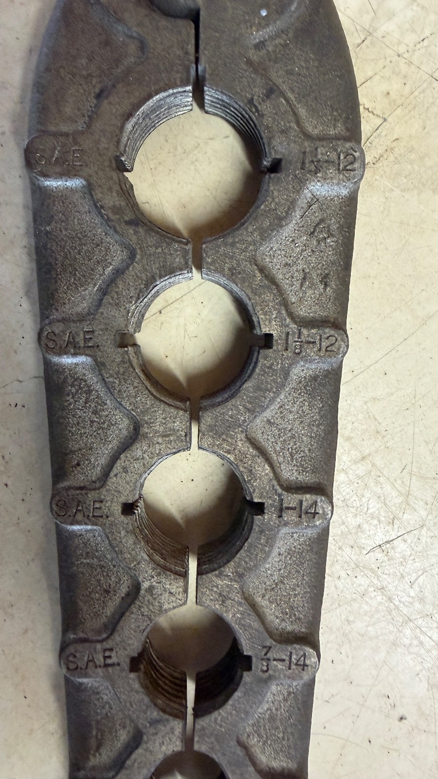 RIMAC 71 Axle Spindle Thread Repair Chaser Rethreading Die Tool 5/8 - 1-1/4 USA