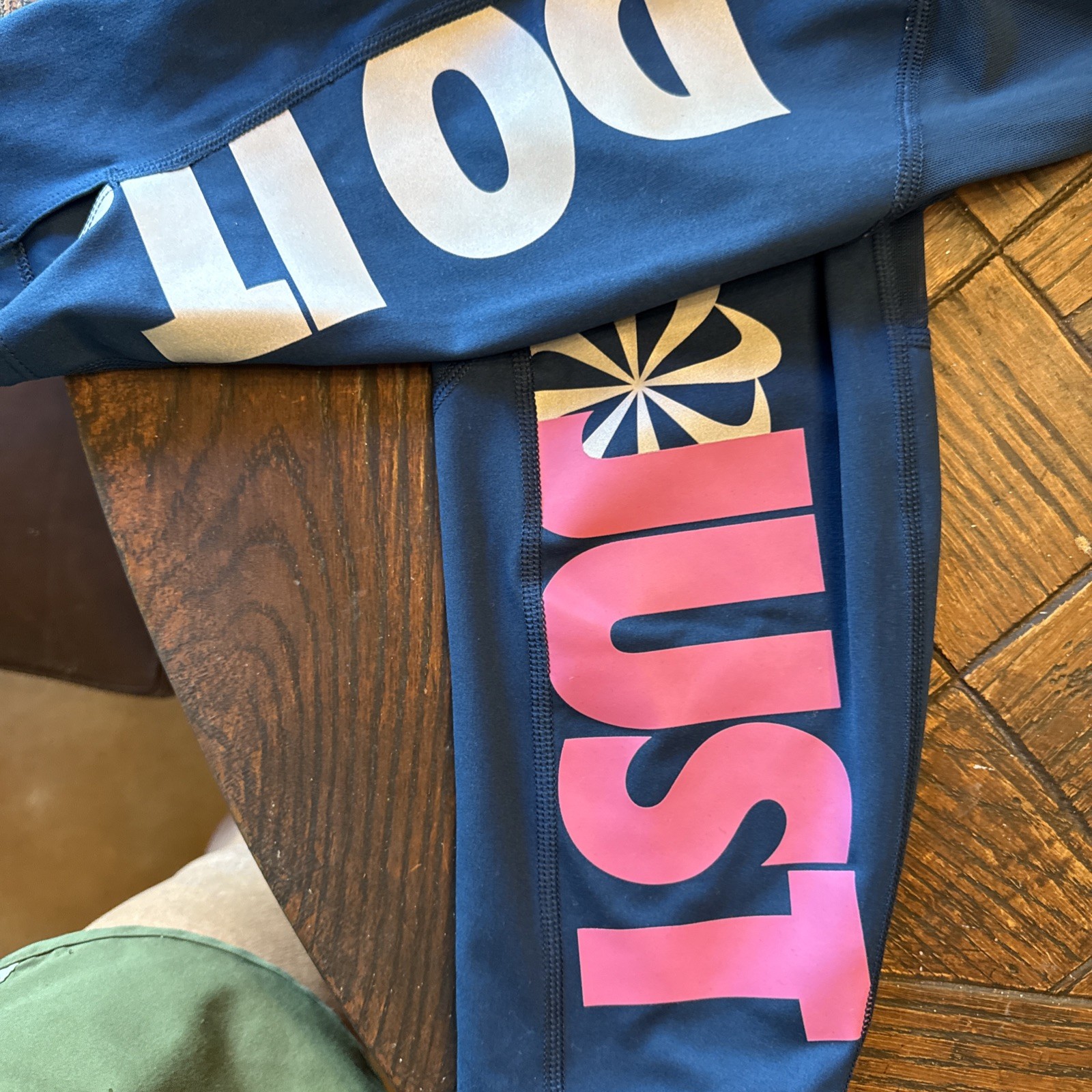 Nike Womens Tights L Blue Speed Icon Clash 7/8 Length CJ1932-432