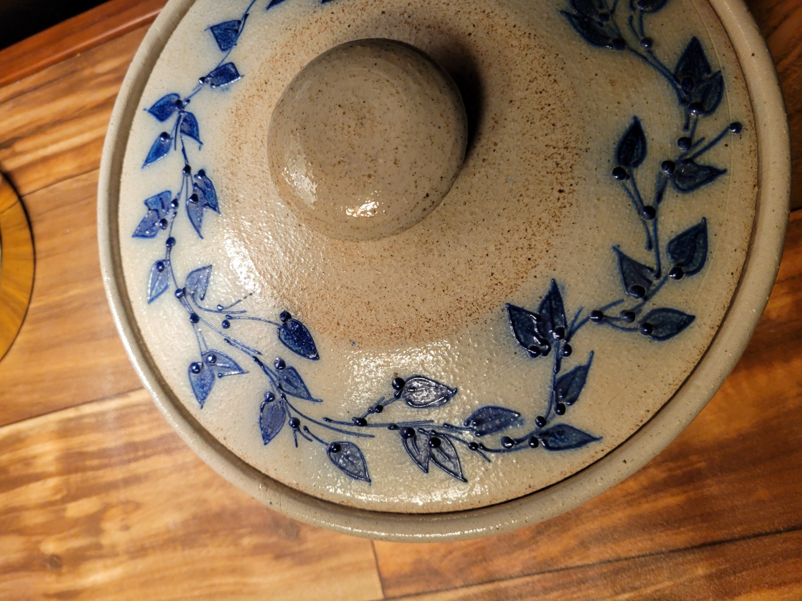 9.25"x3.5" Salmon Falls Blueberry Basket Cassarole Bowl Lidded 1995