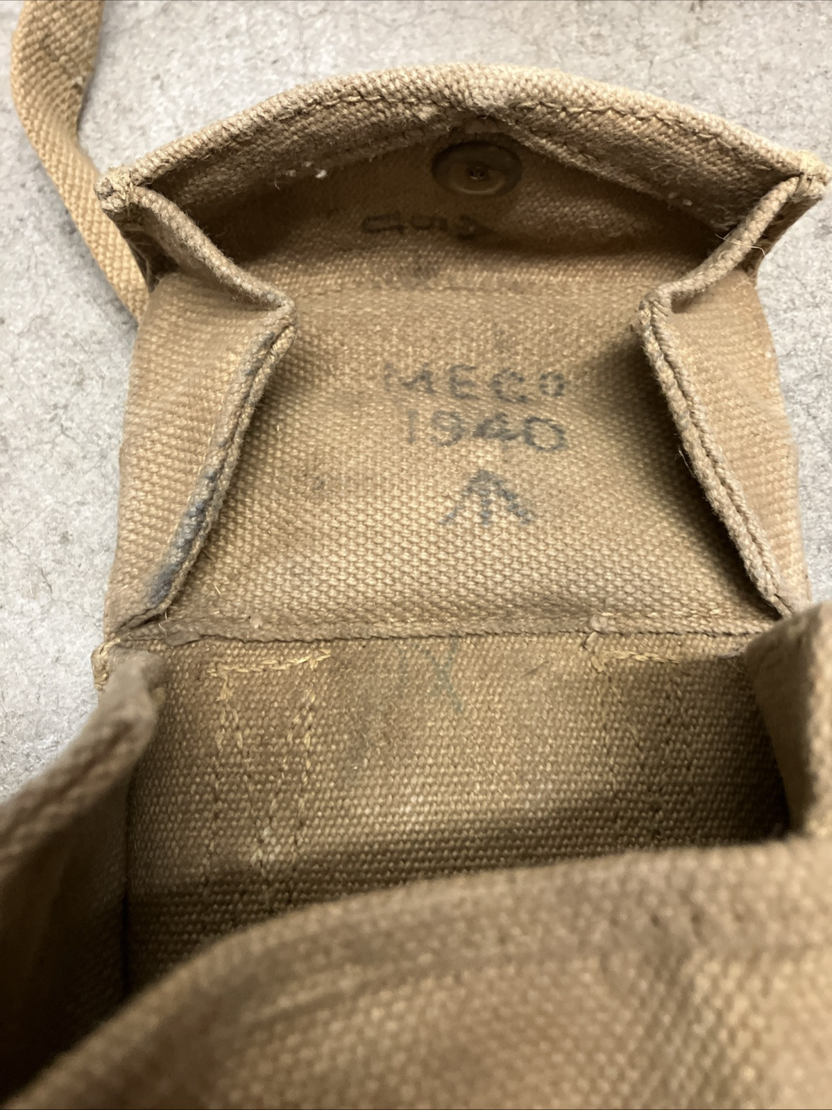 BRITISH MILITARY MAGAZINE POUCHES WITH STRAP