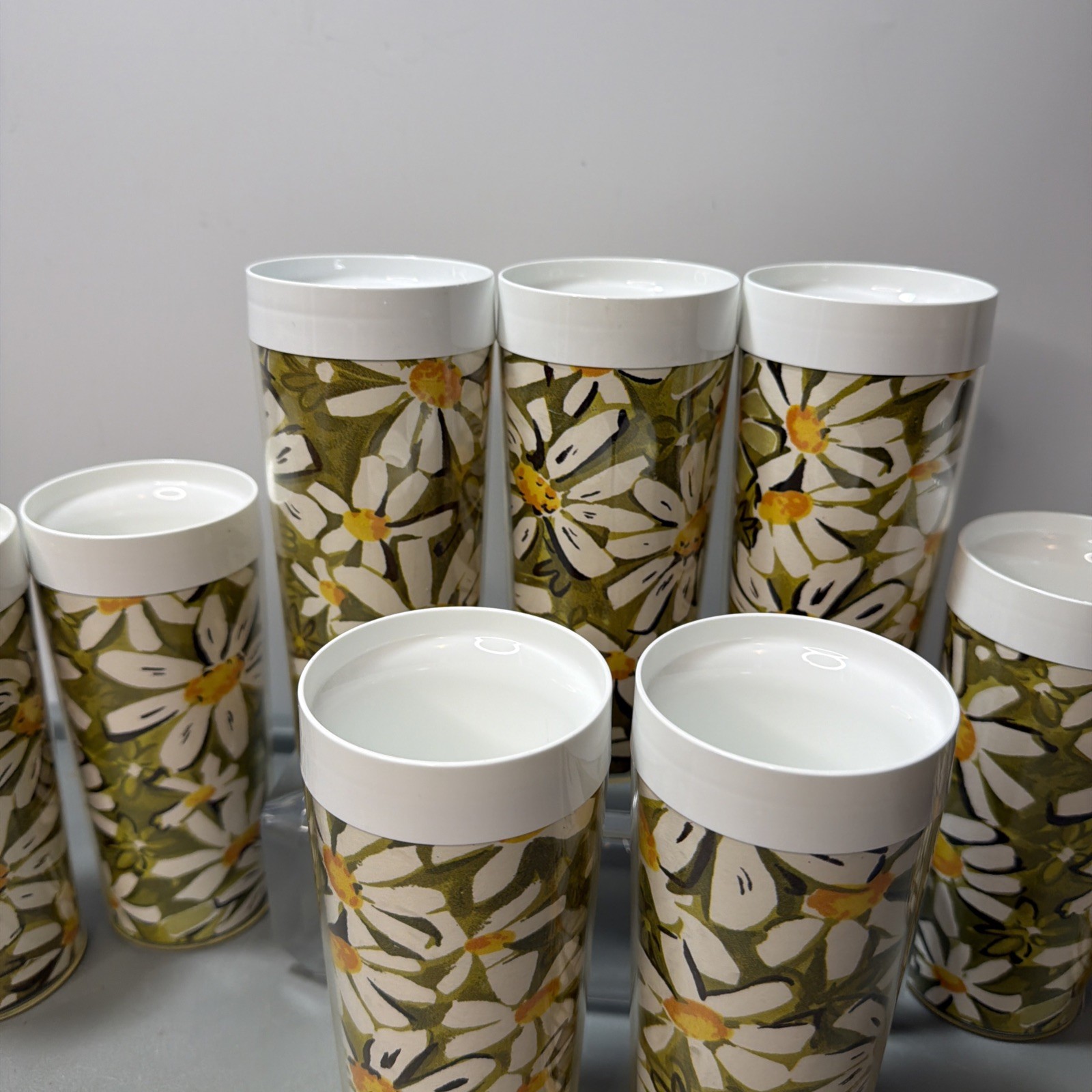VTG Thermo-Serv West Bend Daisy Tumblers Set of 9 Insulated Plastic 1970s USA