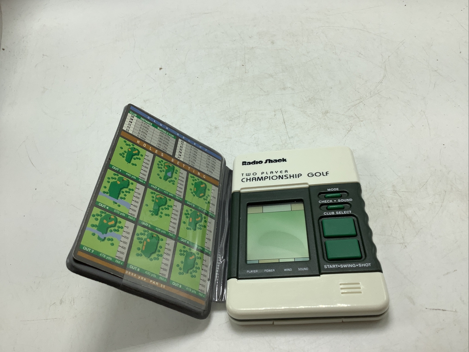 RADIO SHACK handheld 2-Player Championship Golf electronic game 18 holes LED