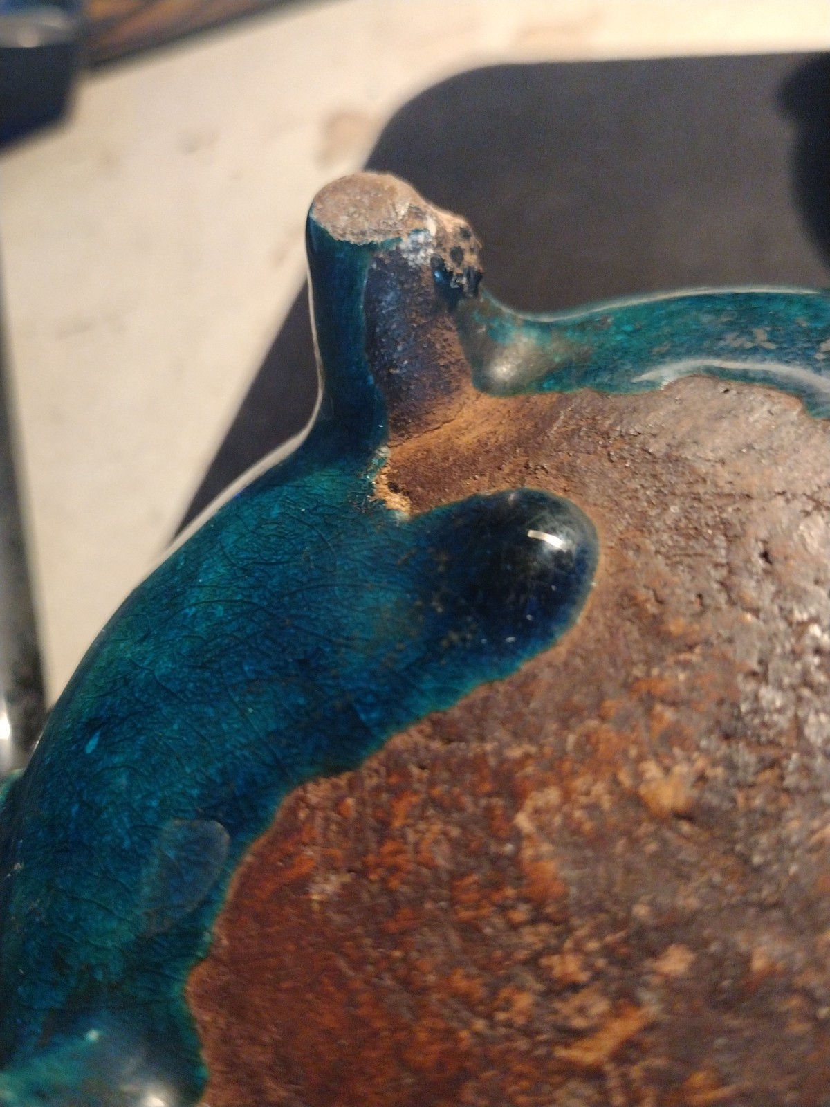 19th CENTURY CHINESE TURQUOISE GREEN GLAZED FOOTED FOO DOG CENSER * W/STAND