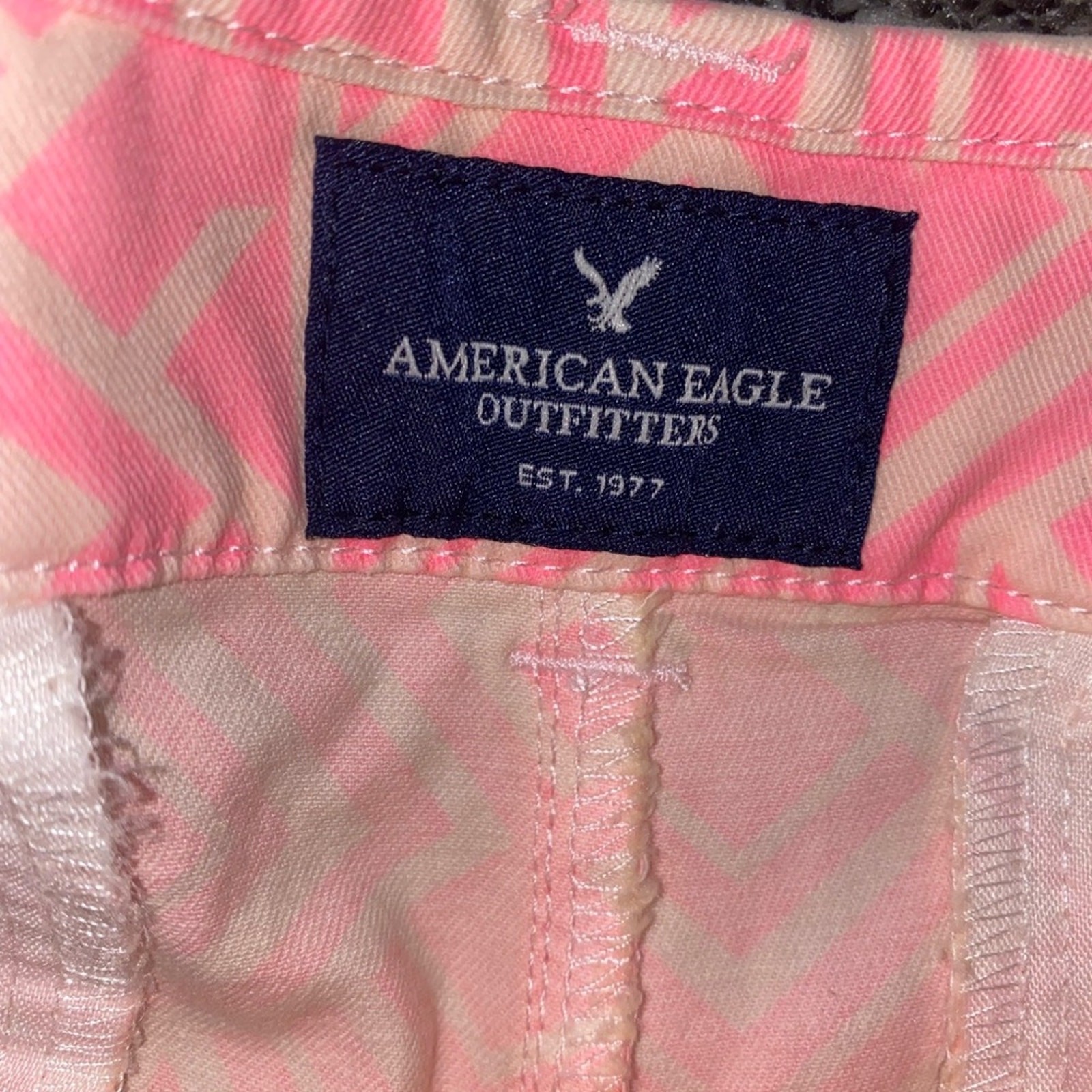 ⭐️ American Eagle women’s midi shorts size 4