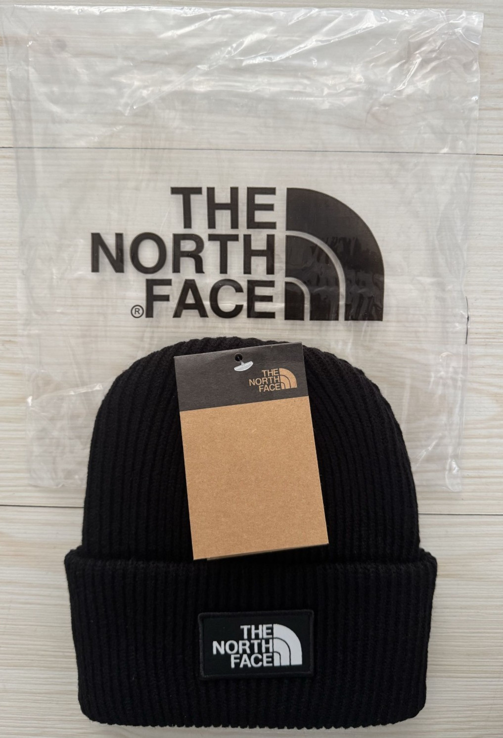 The North FACE Unisex-Adult TNF Logo Box Cuffed Beanie, One Size, Brand New