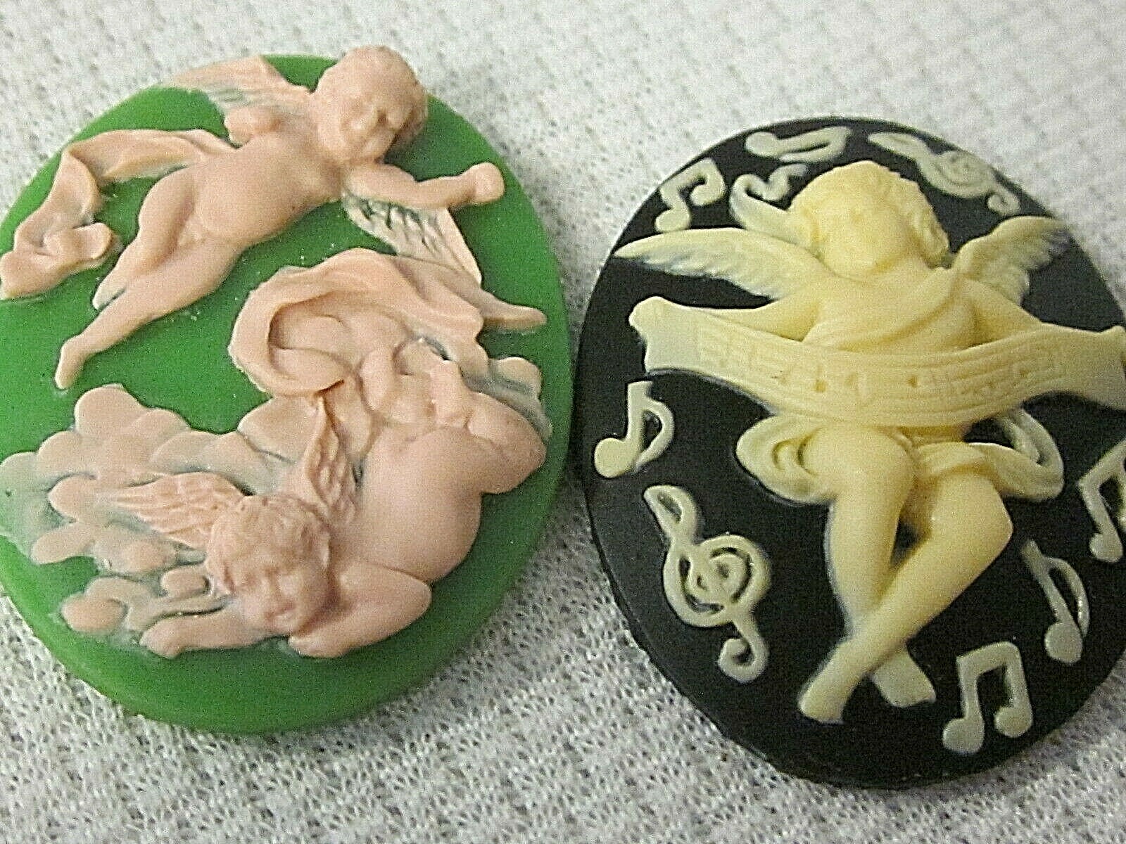 * SALE * VTG CAMEOS 3-D 40x30mm HUGE 16 LOT JEWELRY RESIN FINDINGS REPAIR CRAFTS