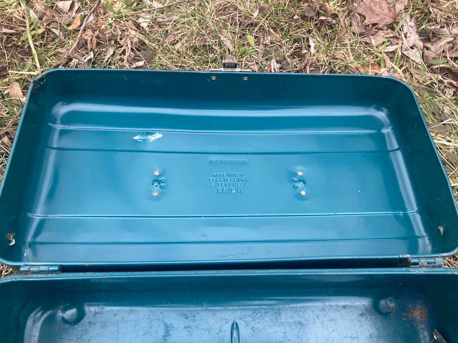 VTG 40’s-60’s Union Steel Chest 5314 Teal White Handle Empty toolbox/tacklebox