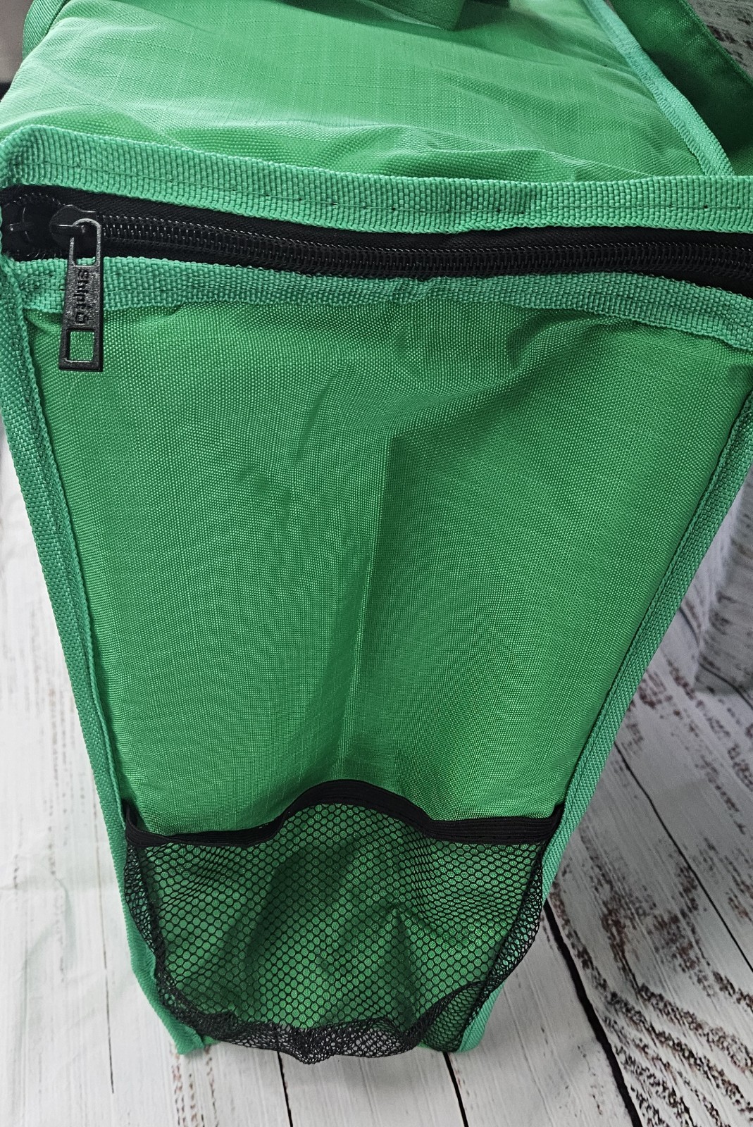 Brand New SHIPT XL Insulated Food Grocery Delivery Bag Green 21x8x13