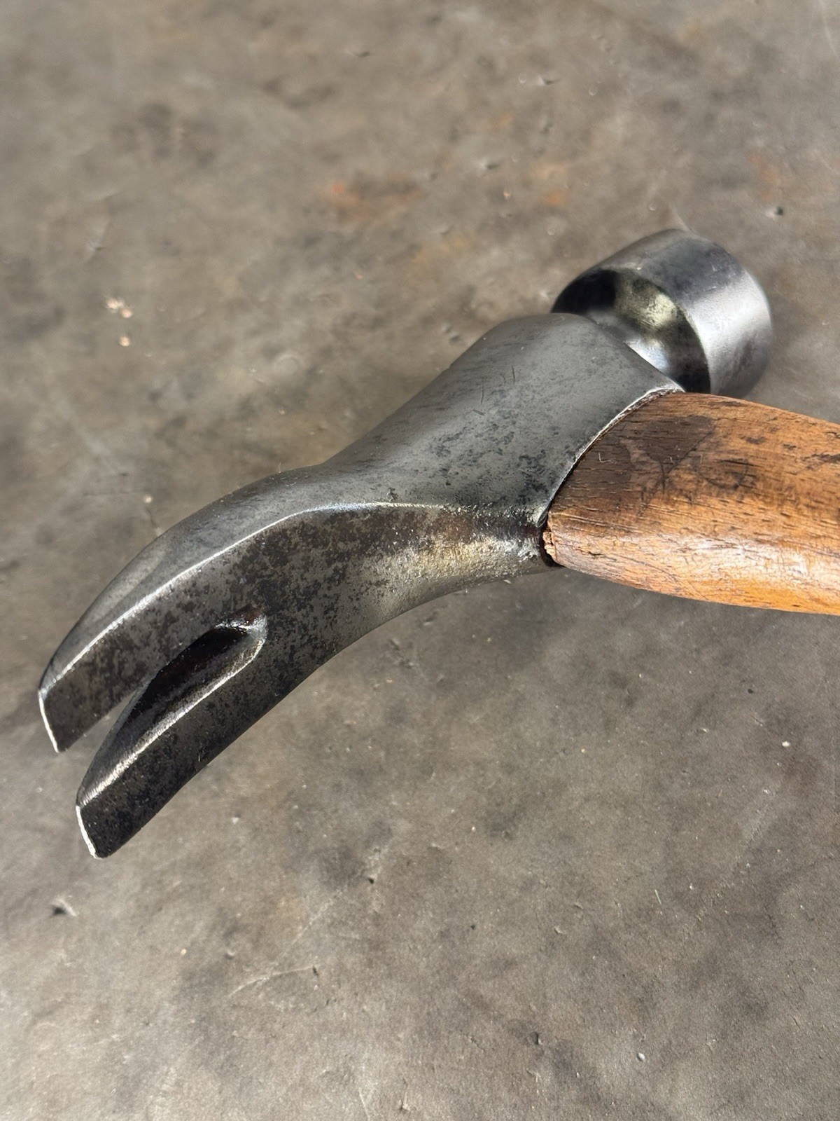 Hart - The Decker 21 California Framer Smooth Framing Hammer Original Handle