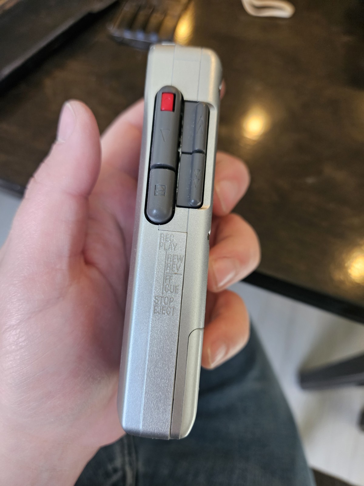 PANASONIC VAS RN-305 HANDHELD CASSETTE VOICE RECORDER. FULLY TESTED