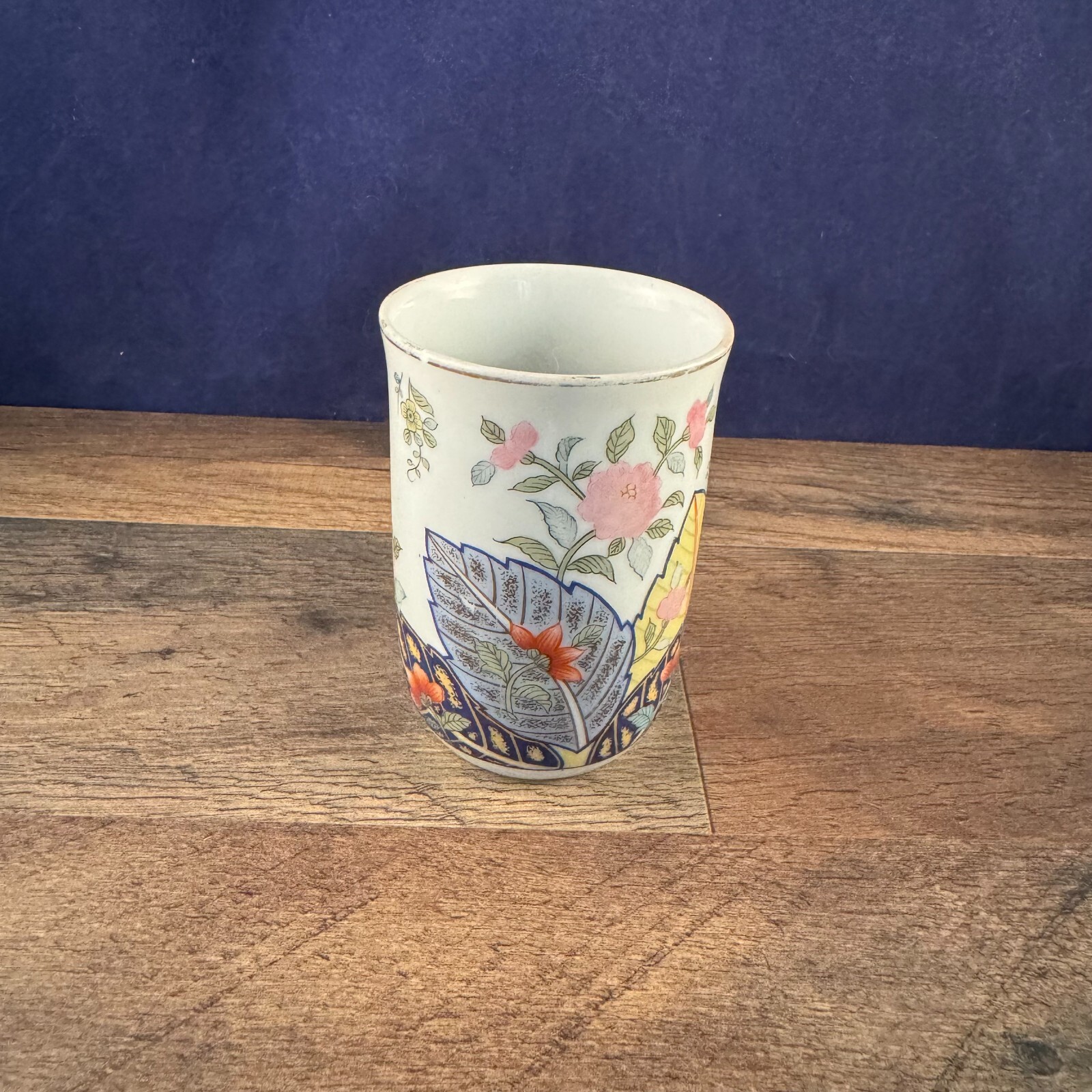 Vintage Tobacco Leaf Genus Nicotinia By Mann China Mug