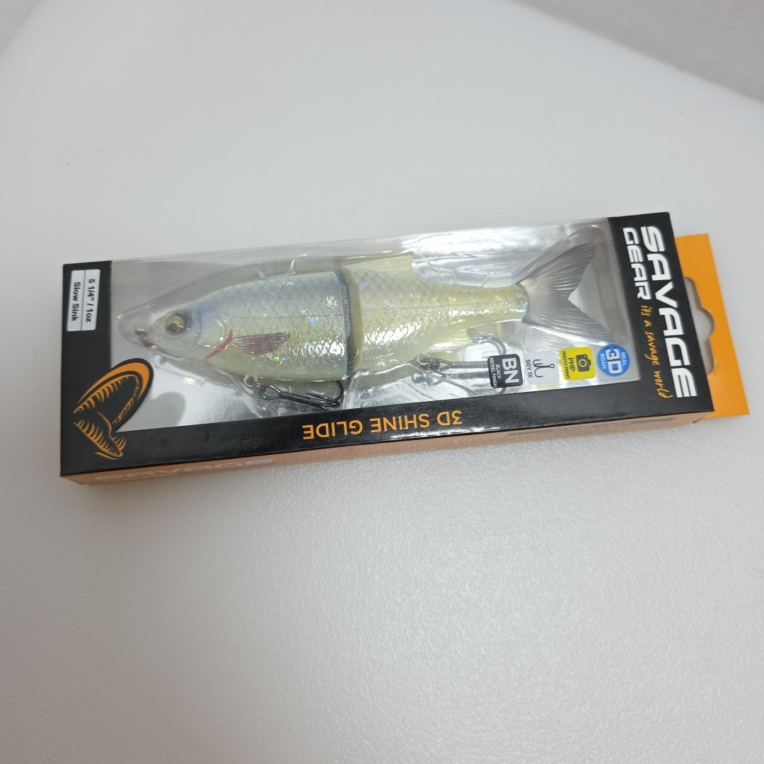 SAVAGE GEAR 3D SHINE GLIDE 5.25”. 1oz. SLOW SINKING Bone Swim bait Lure