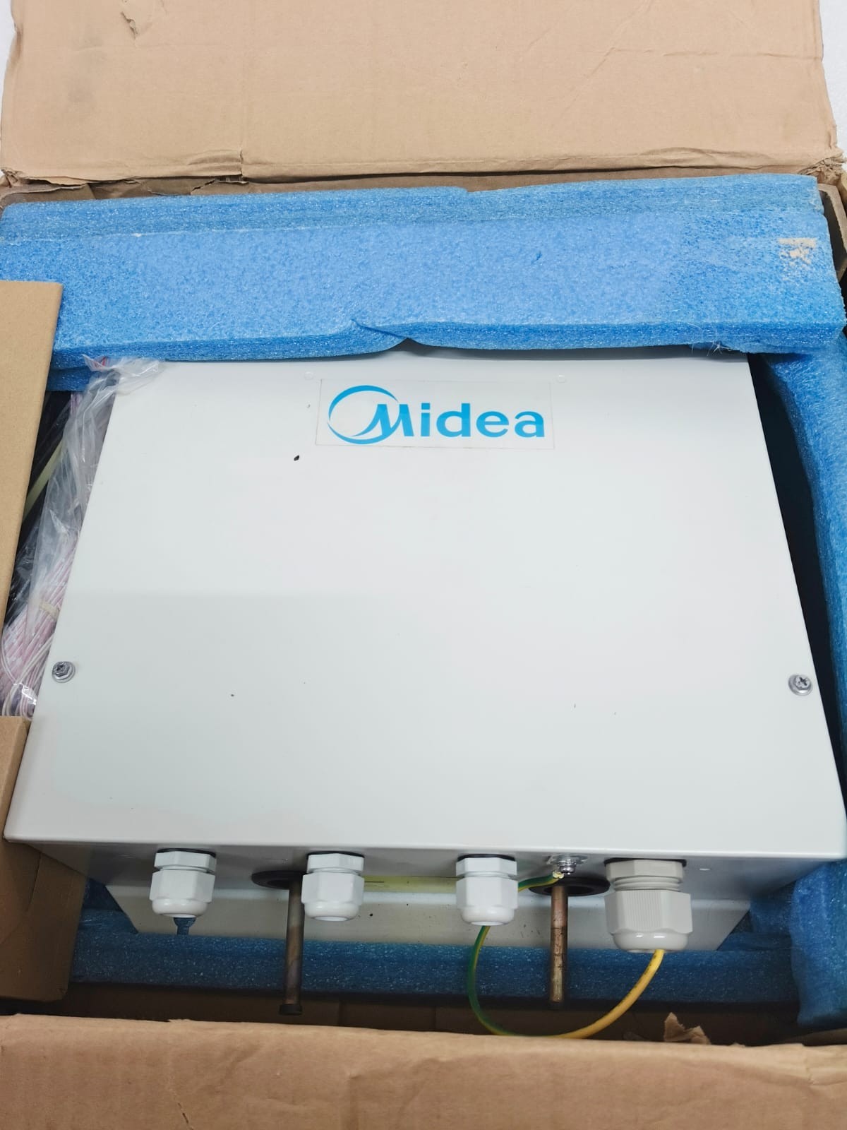 Midea AHUKZ-01D VRF DX AHU Control Box w/ Wired Controller WDC-86EK/D