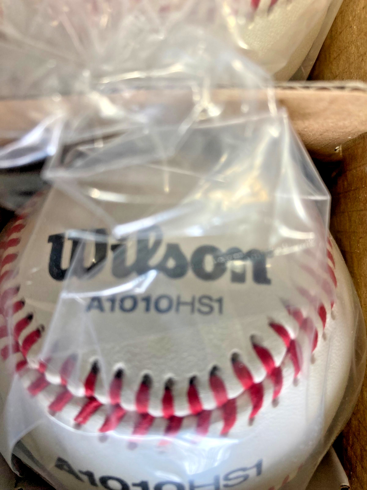 Wilson A1010 HS1 SST High School Baseball -12 Piece, White