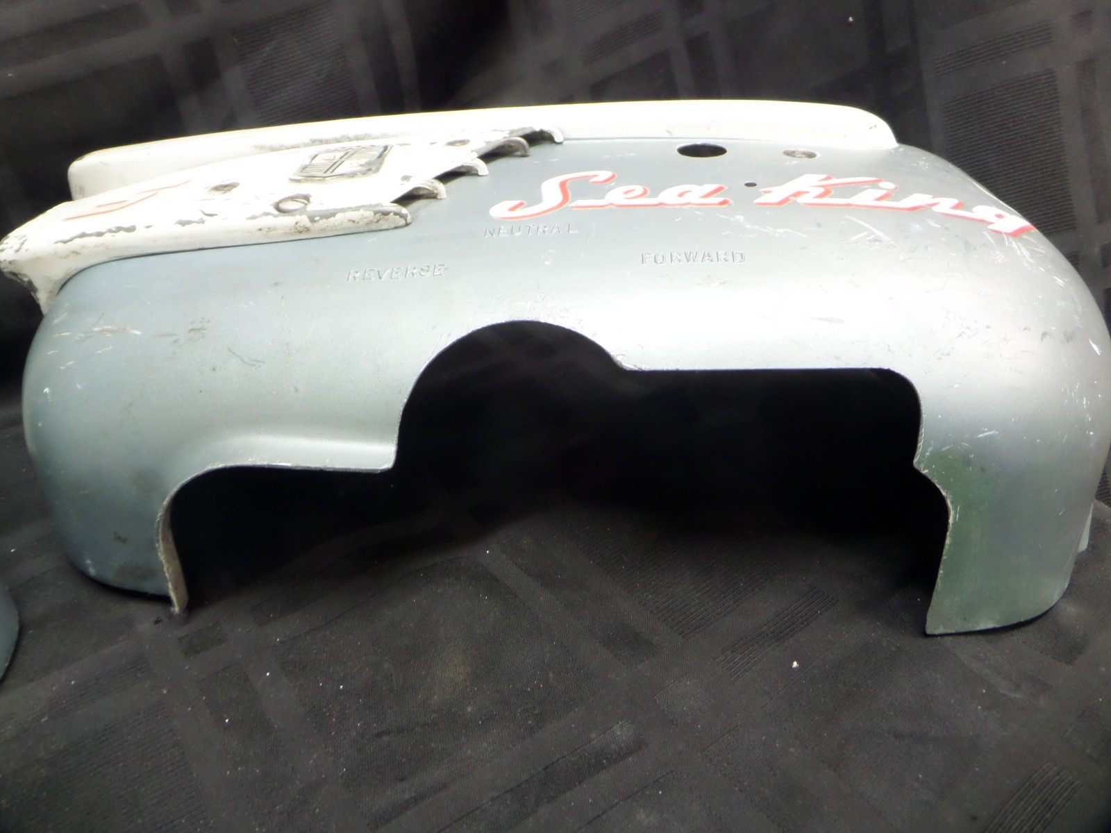 1956 GALE SEA KING GG9002B 5HP LOWER COWLING 552714 552715 COVER OUTBOARD MOTOR