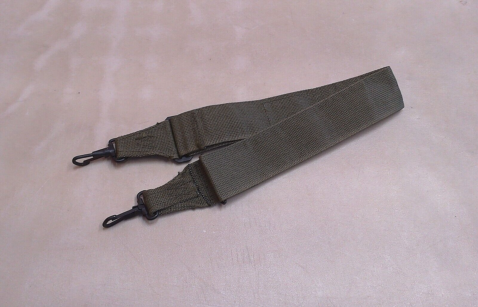 USGI OD Green Nylon 2 Quart Canteen Map Case Bag Adjustable Shoulder Strap Sling