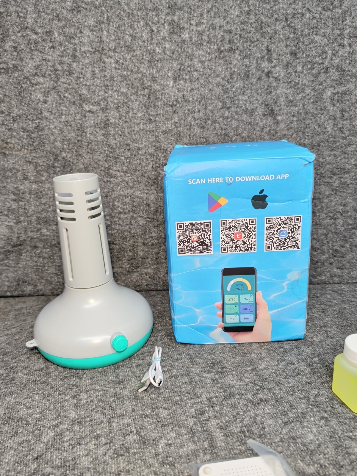 Solar & WiFi Digital Pool Water Tester Smart Floating Monitor - Spa & Hot Tub