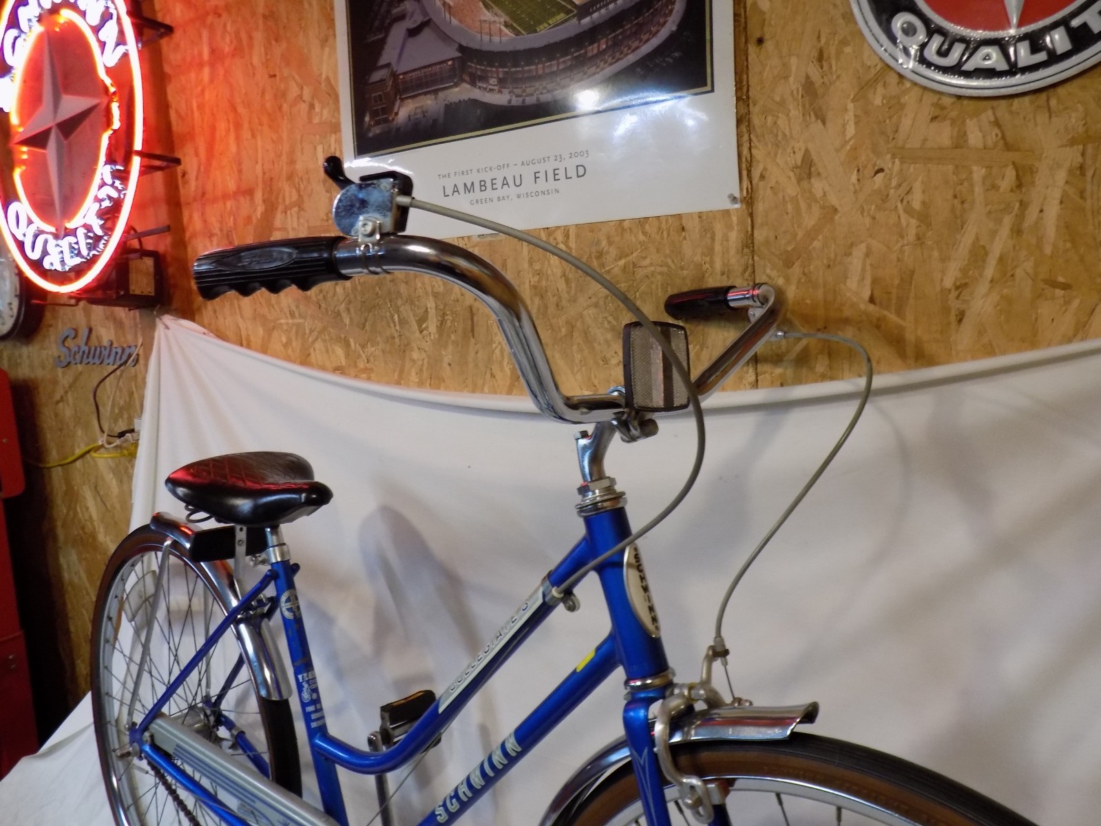 1980 SCHWINN COLLEGIATE LADIES 3-SPEED ROAD CRUISER BIKE BREEZE HOLLYWOOD RACER