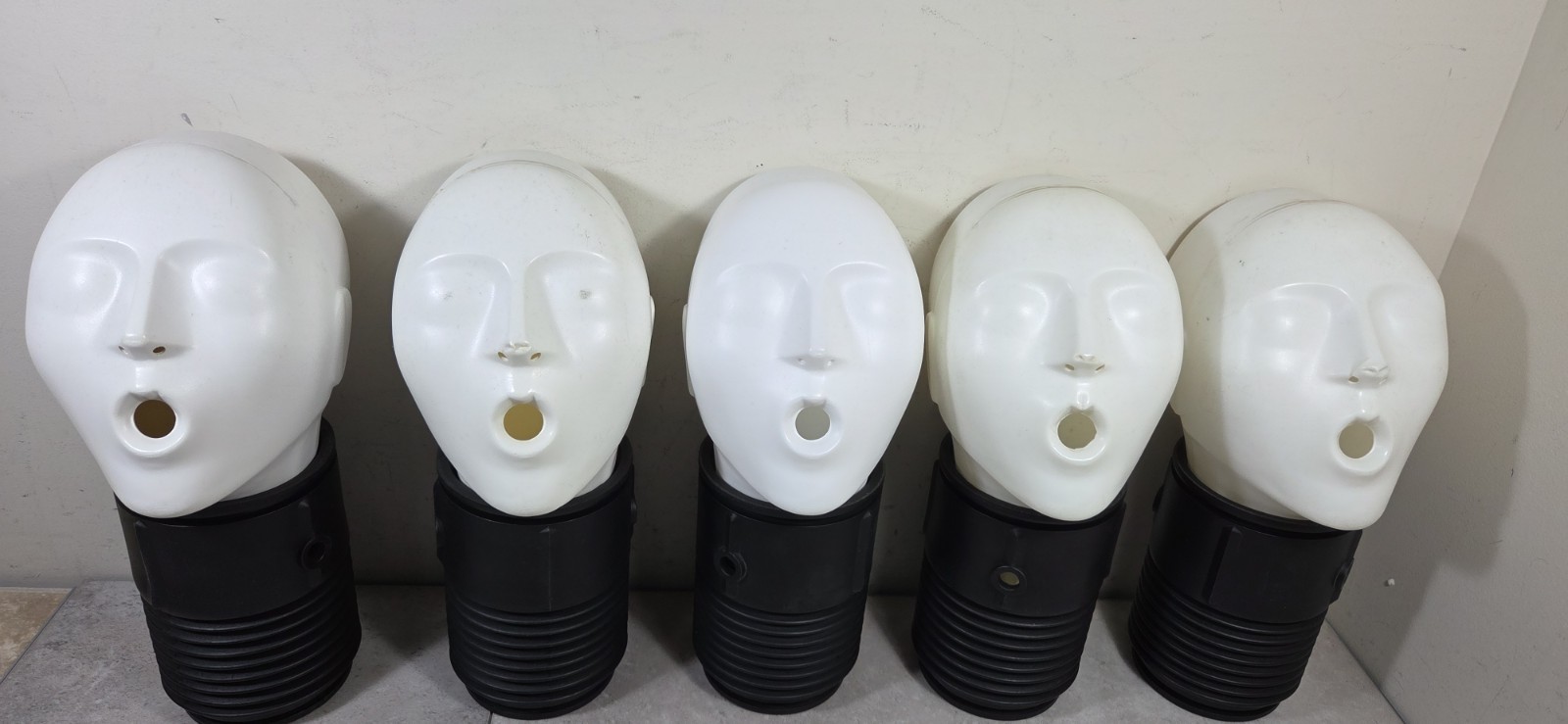 ACTAR 911 Patrol 5x Manikin Dummy CPR Training Heads with Bag