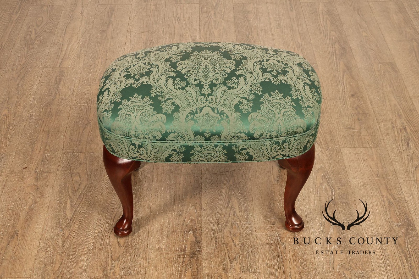 Traditional Upholstered Ottoman With Cabriole Legs
