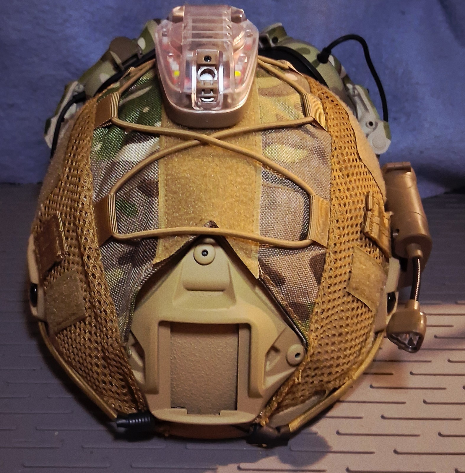 NIJ IIIA Ballistic Helmet + UV-32 RADIO MULTICAM F30 COMM NAV LIGHT IR IFF PTT