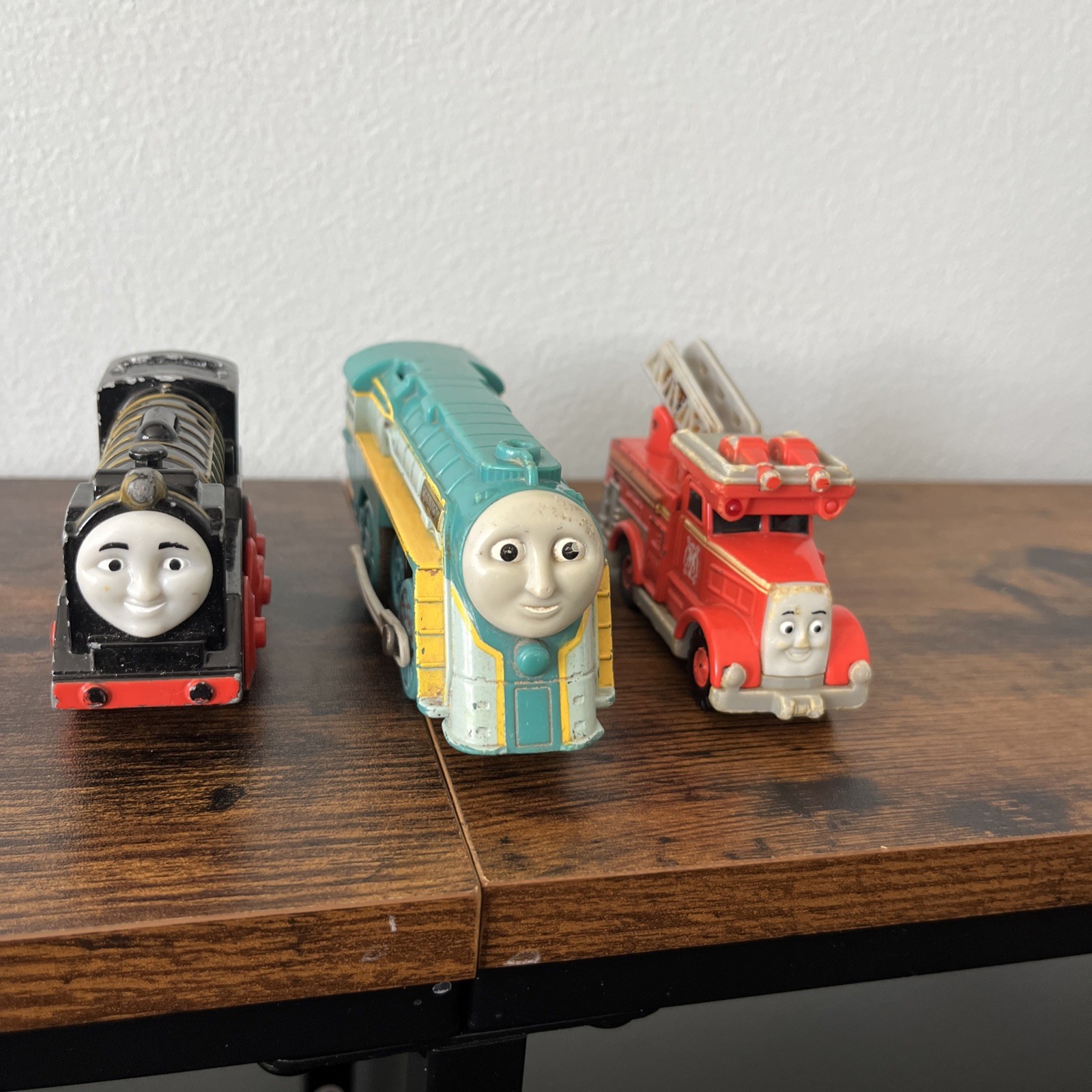 Lot Thomas & Friend Mix Motorized Train Rail Engine NOT WORKING FOR PARTS/REPAIR