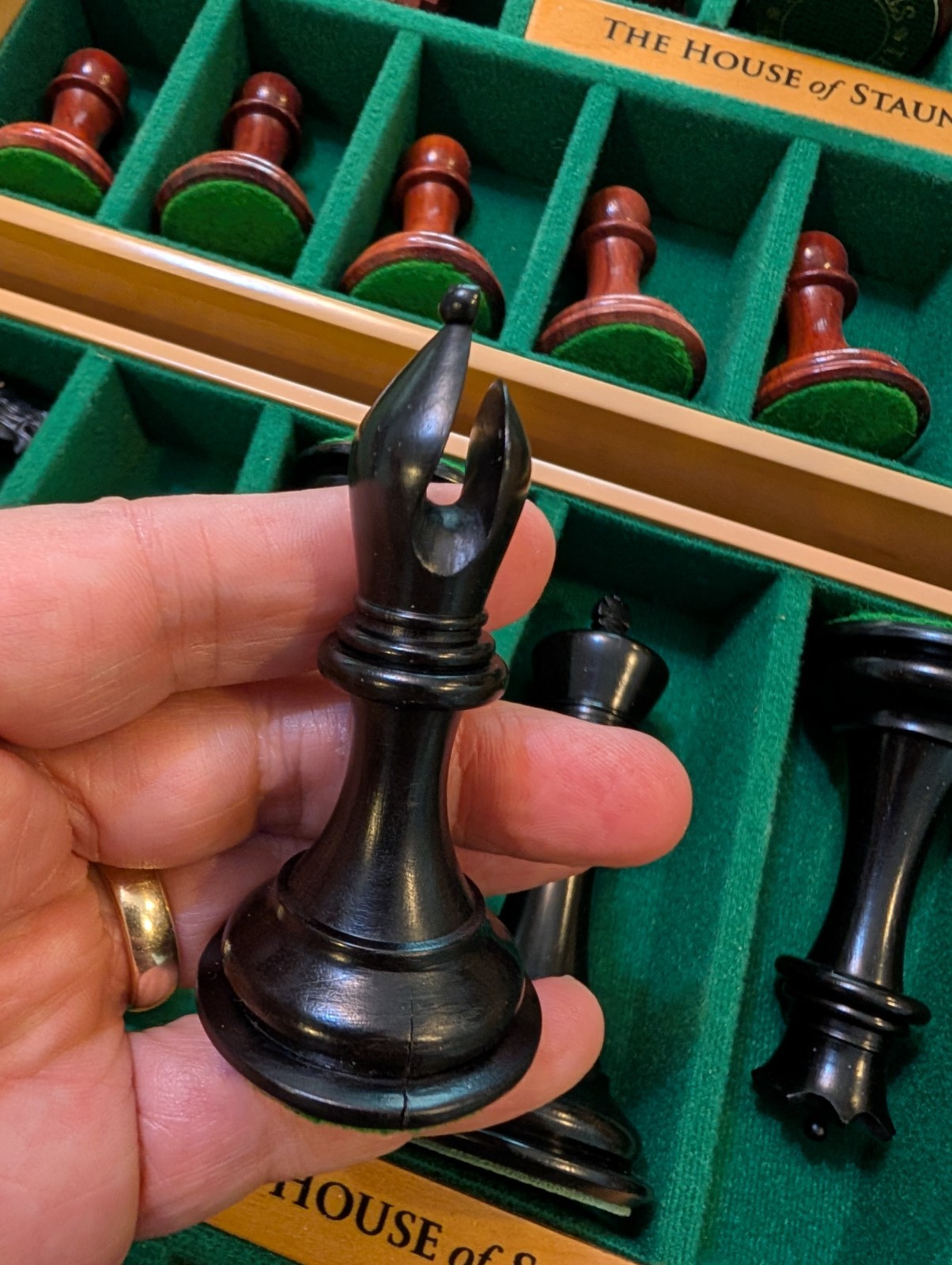 House of Staunton Wood Chess Set Pieces w Case Collector Prestige Series READ