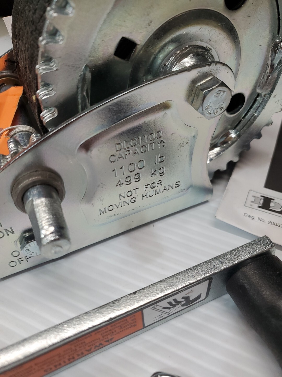 Dutton-Lianson DLC1100 Pulling Winch With 20ft Strap