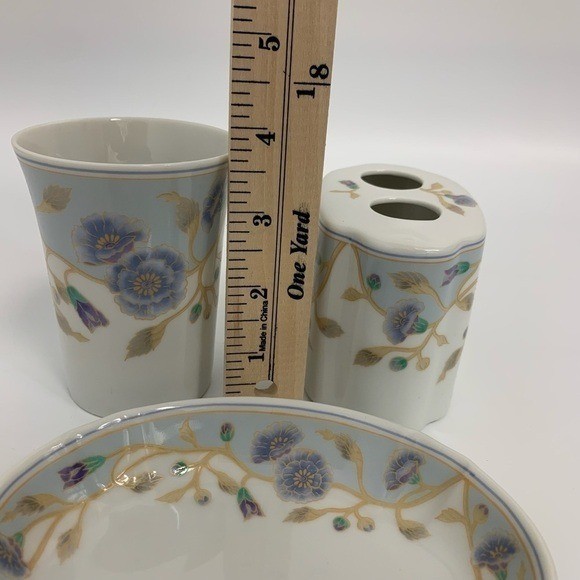 San Francisco Glory Floral Porcelain Toothbrush Holder Trinket Tray/Soap Dish