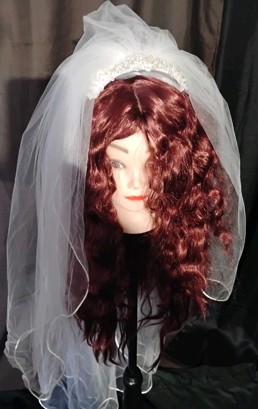 White 47 Inch Sequin Satin Edged Wedding Bridal Veil