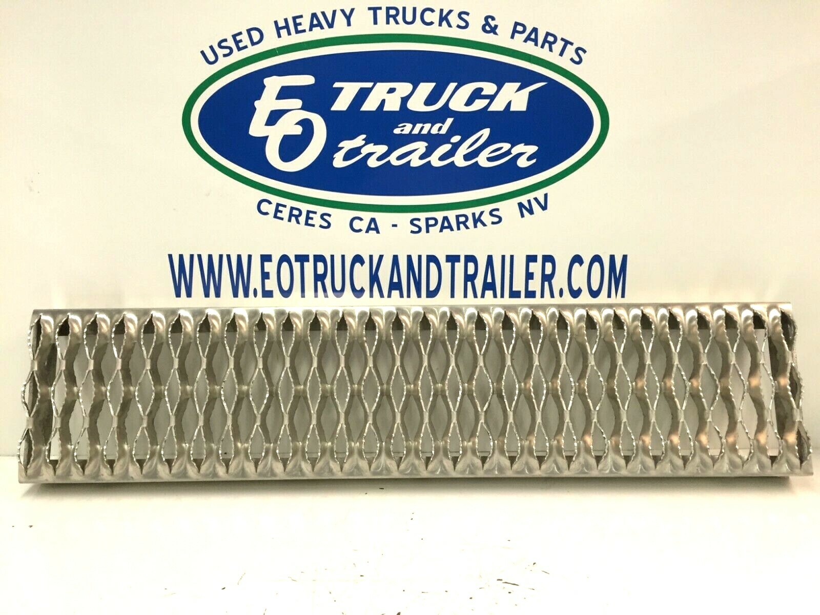 Peterbilt 379 389 Battery Box Top Step