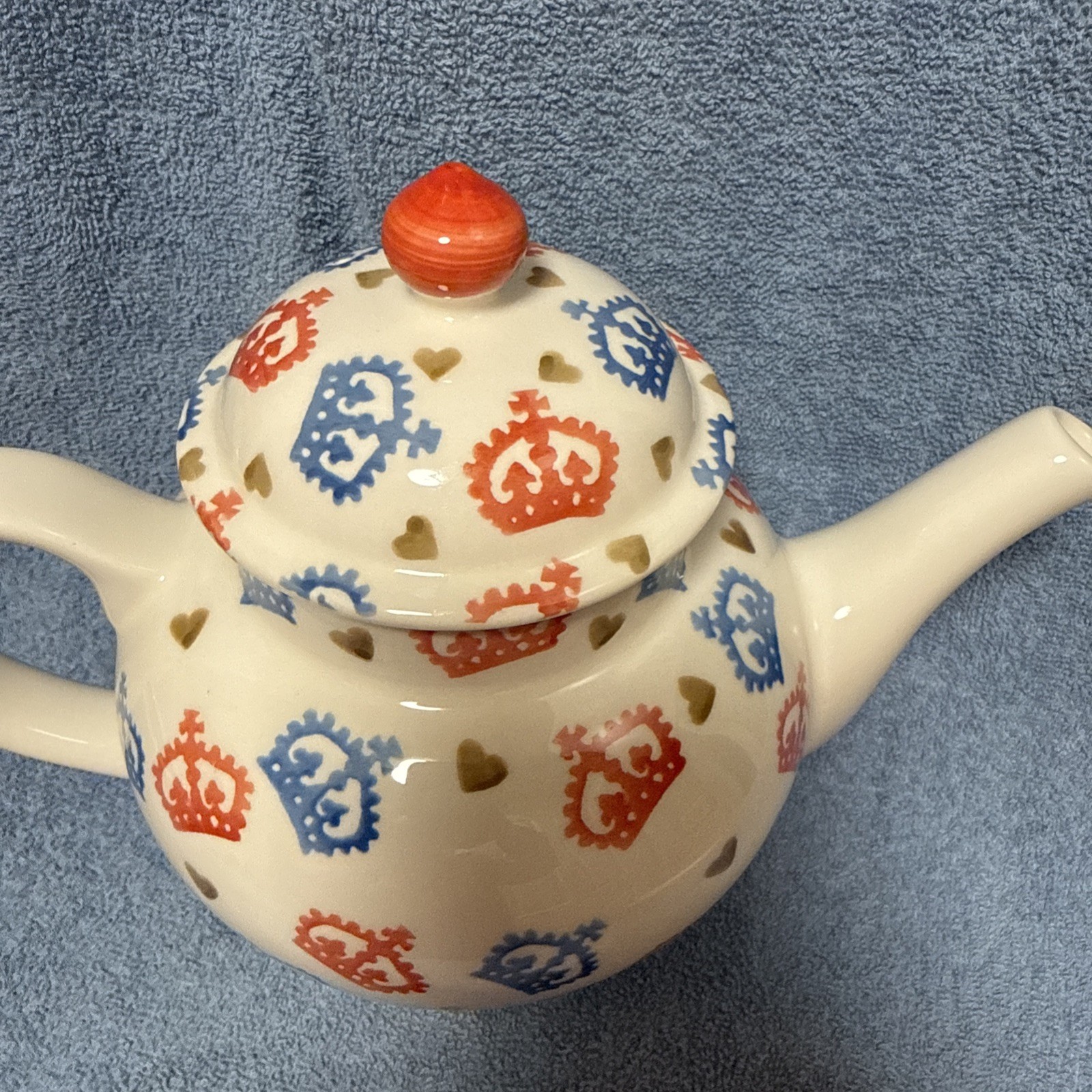 Emma Bridgewater Platinum Jubilee Tea with the Queen June 4 2022 Crown Hearts