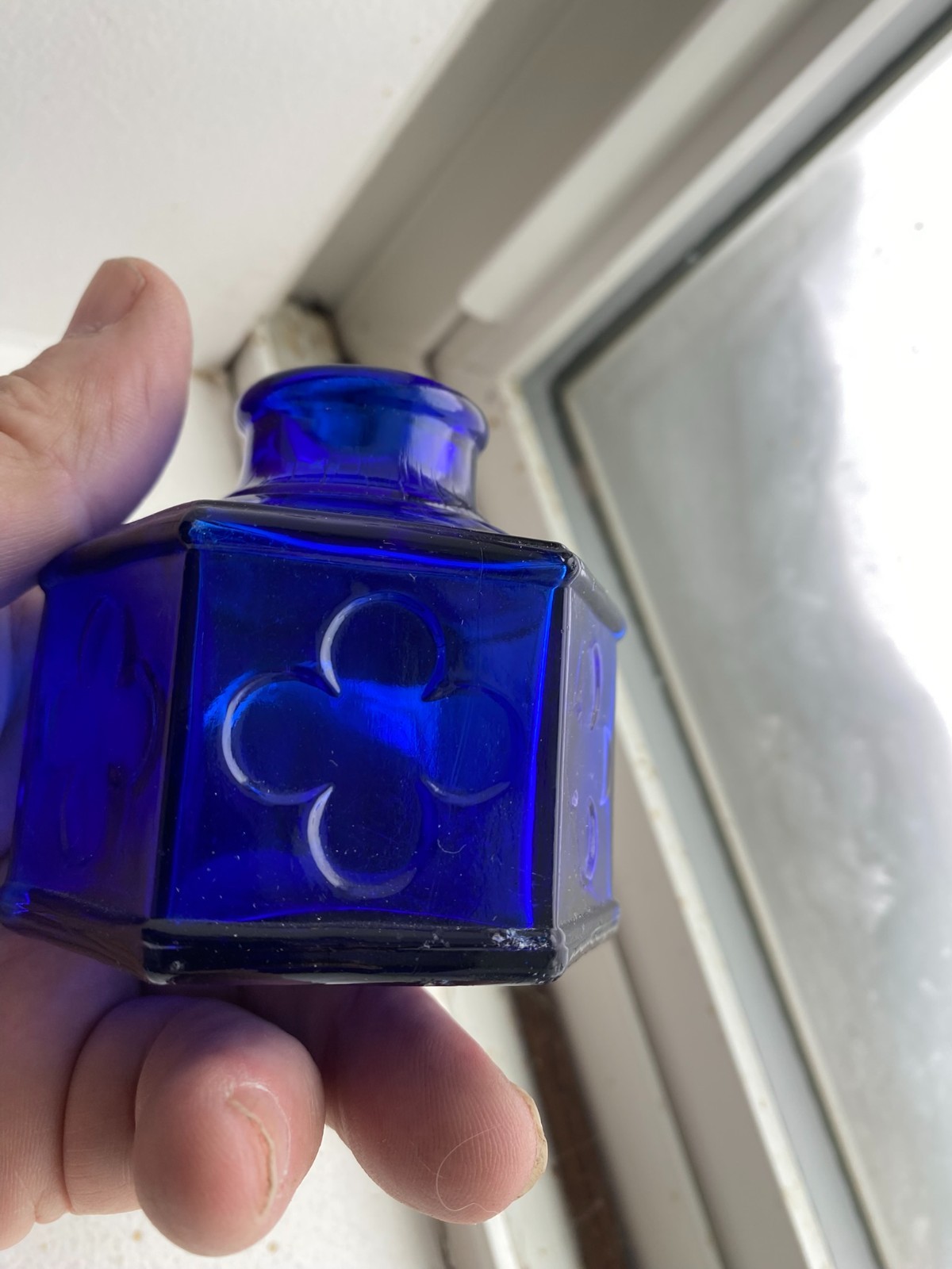 CARTER'S Shamrock Cathedral ink, tough smaller size in Cobalt Blue