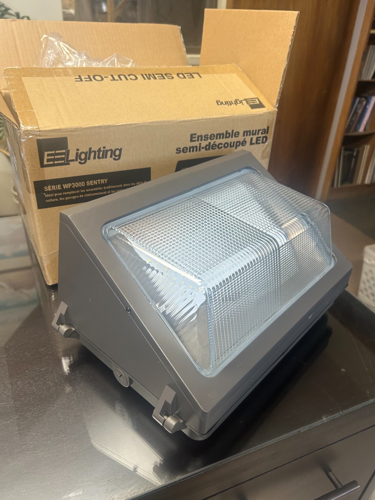 LED Outdoor Wallpack 90 Watt 17500 Lumen 50k 120V To 277V Semi Cutoff W Sensor