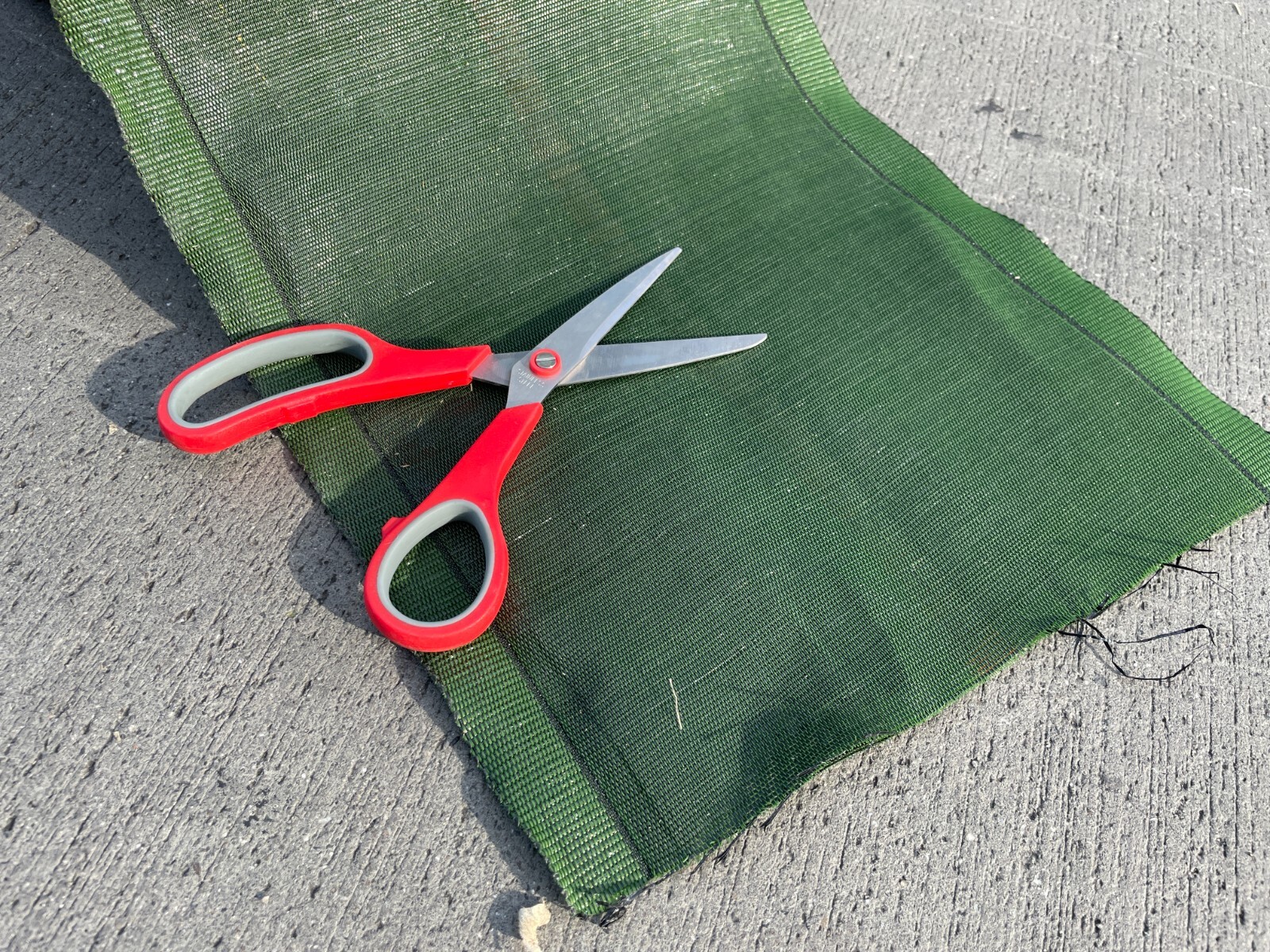 Sandbaggy Tube Sandbags - Continuous Roll Up to 750 ft length (Lasts 1-2 Yrs)