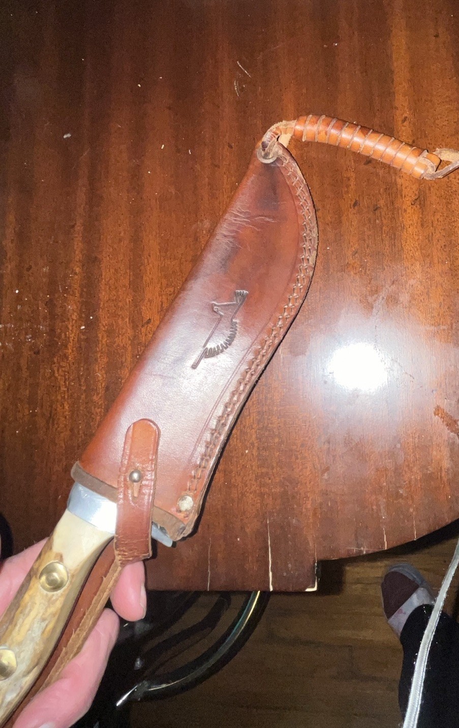 Olsen Knife Co. Elk-Hunter 2700-E hunting knife antler handle