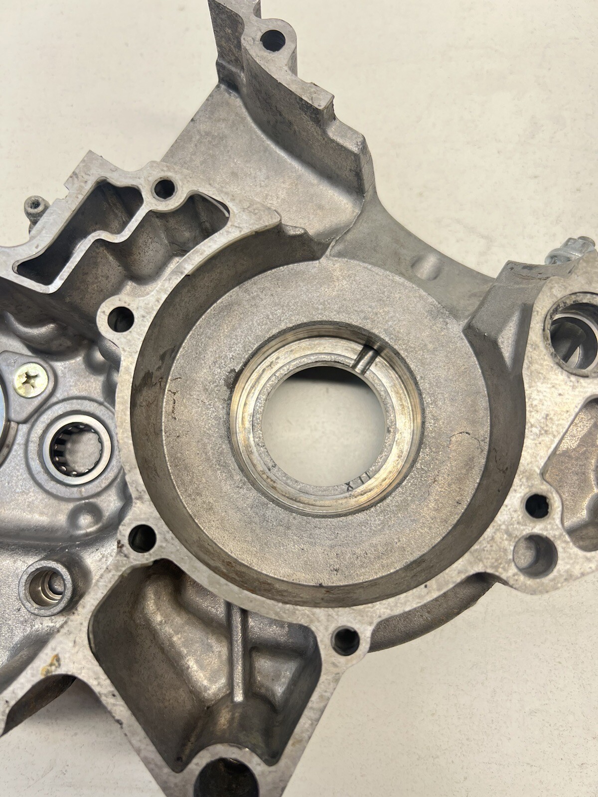 1999 Yamaha YZ125 Engine Cases Set Left Right Bottom End !BROKEN STUD!